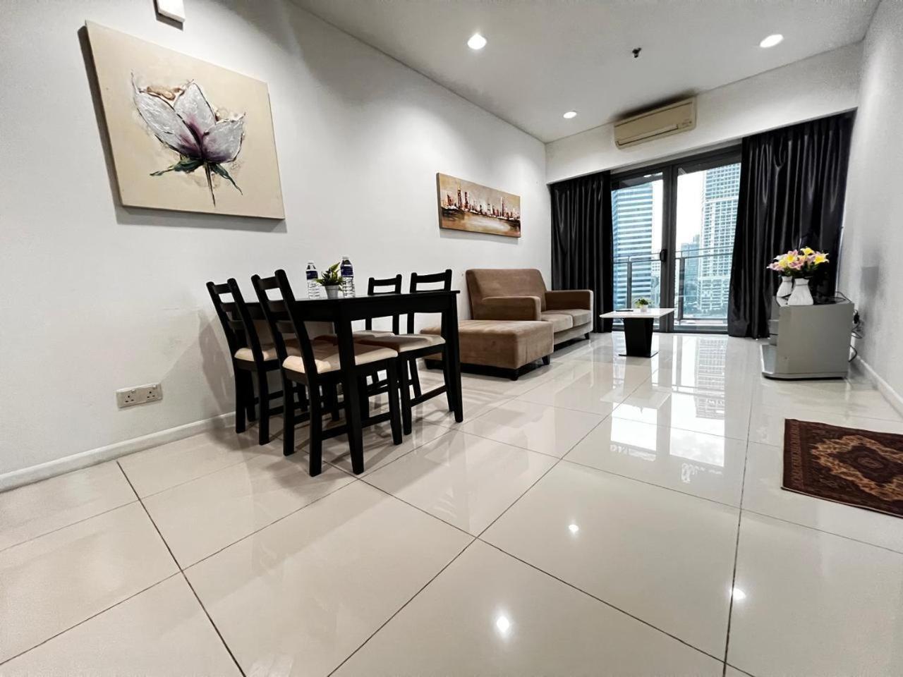 Summer Suites Studio With Balcony Nearby KL City Centre