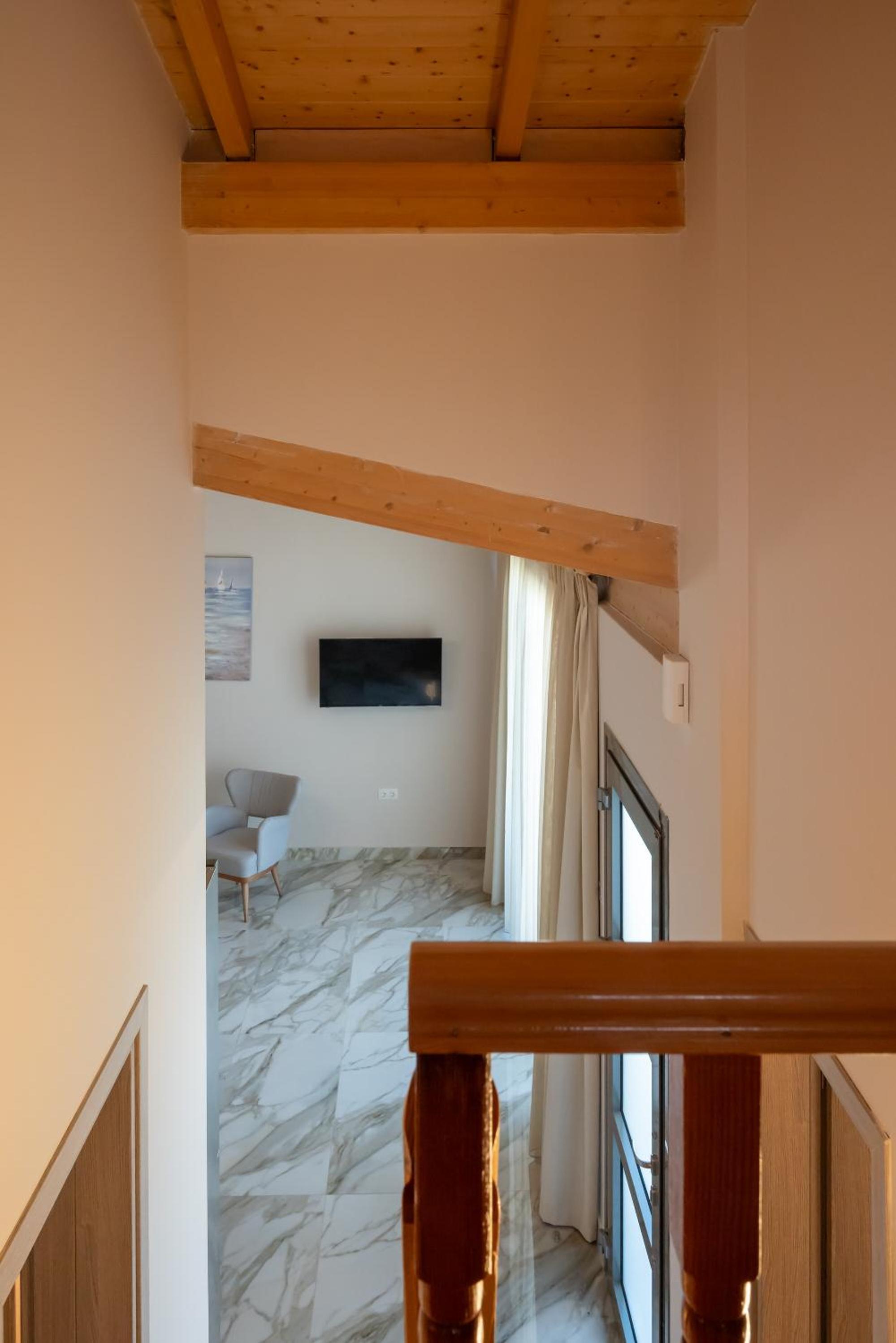 Paradise Apartments Artemida