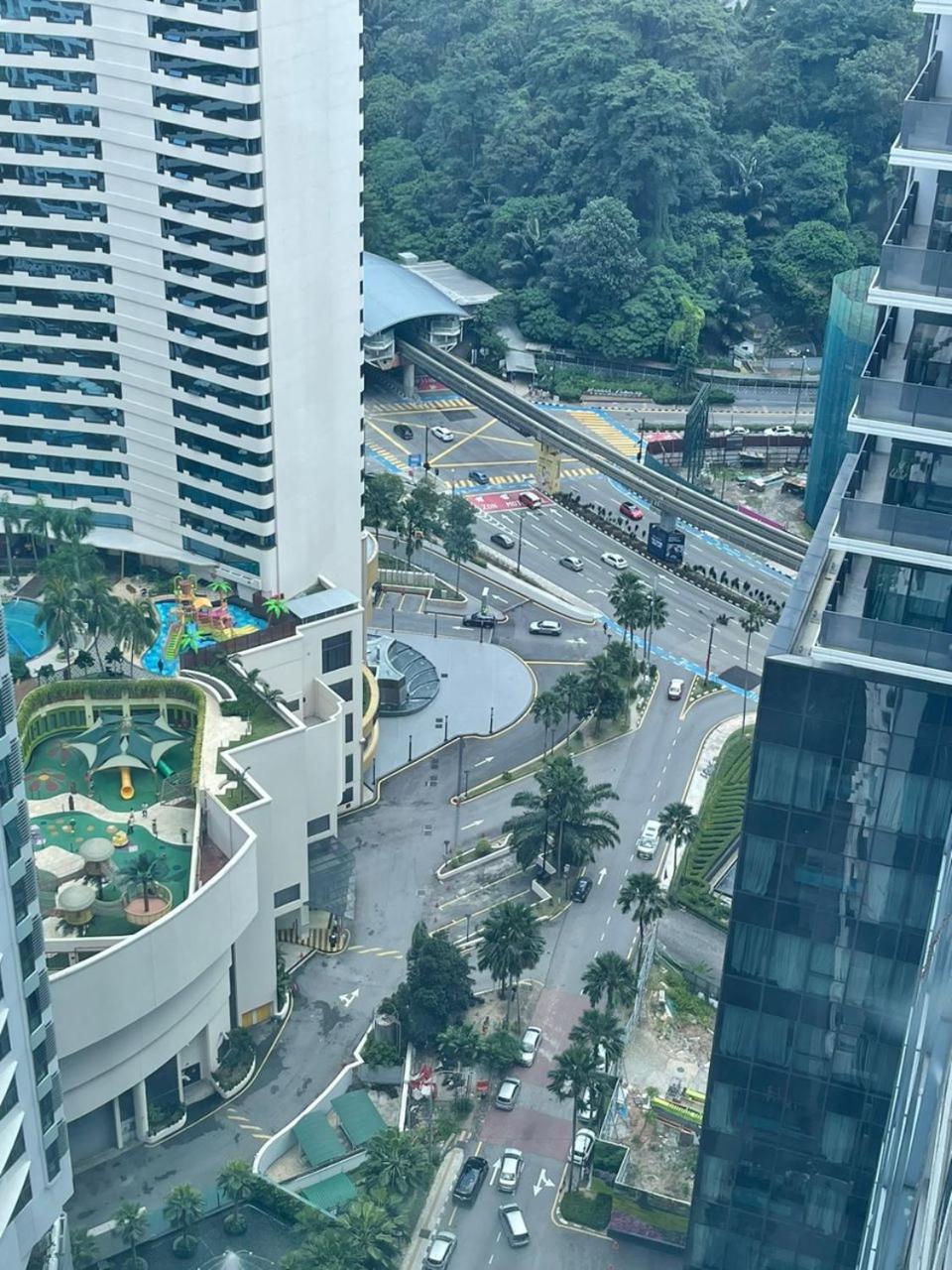 Summer Suites Studio With Balcony Nearby KL City Centre