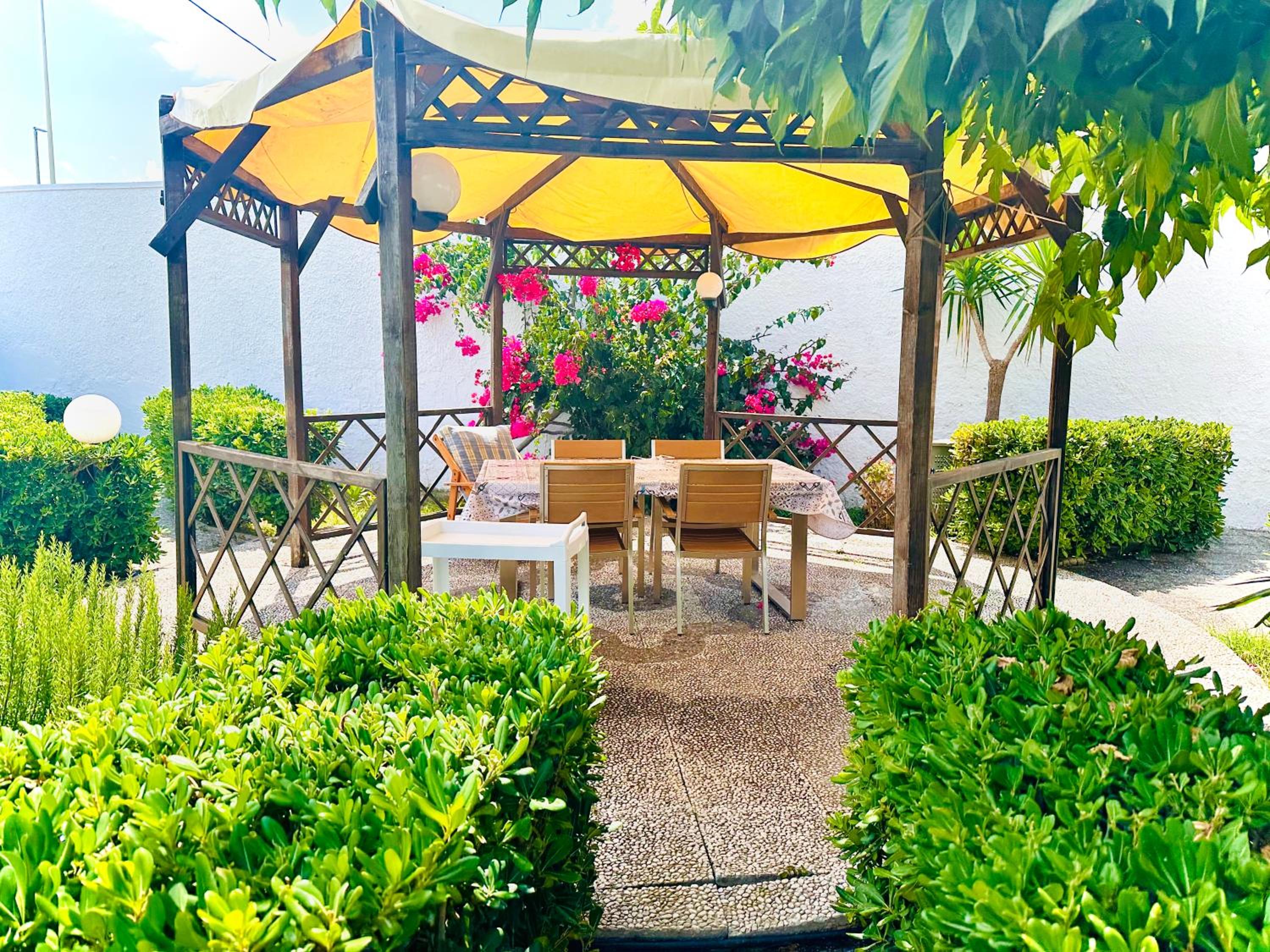 Casa Loca del mar view 4