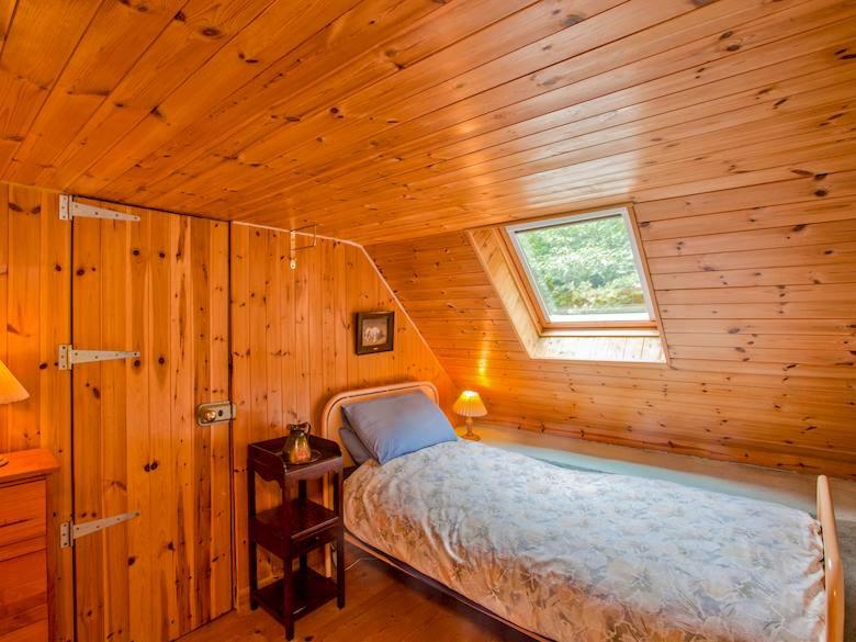 Alderlane cottage