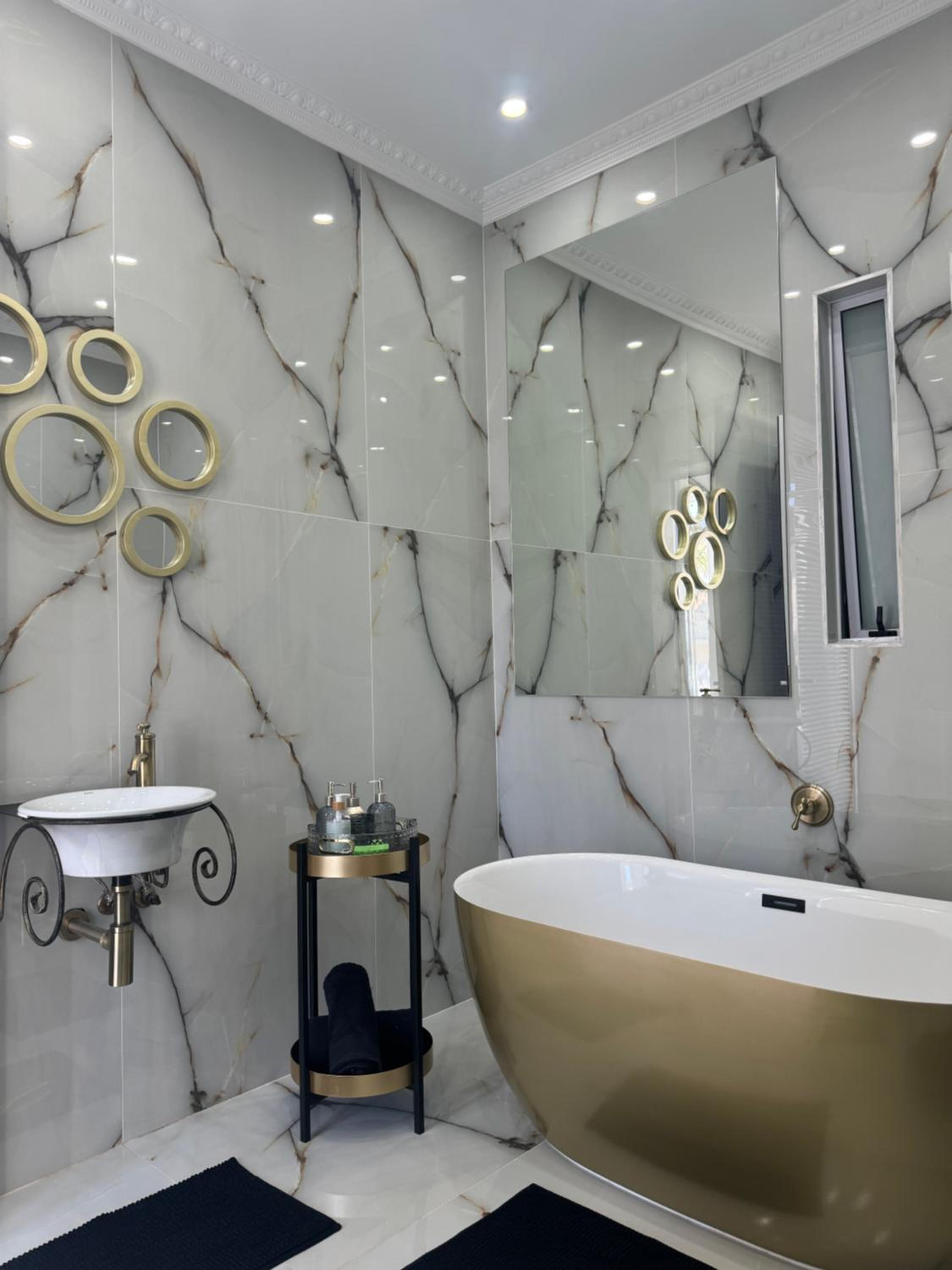 Golden Suite Apartment Summerstrand view 5