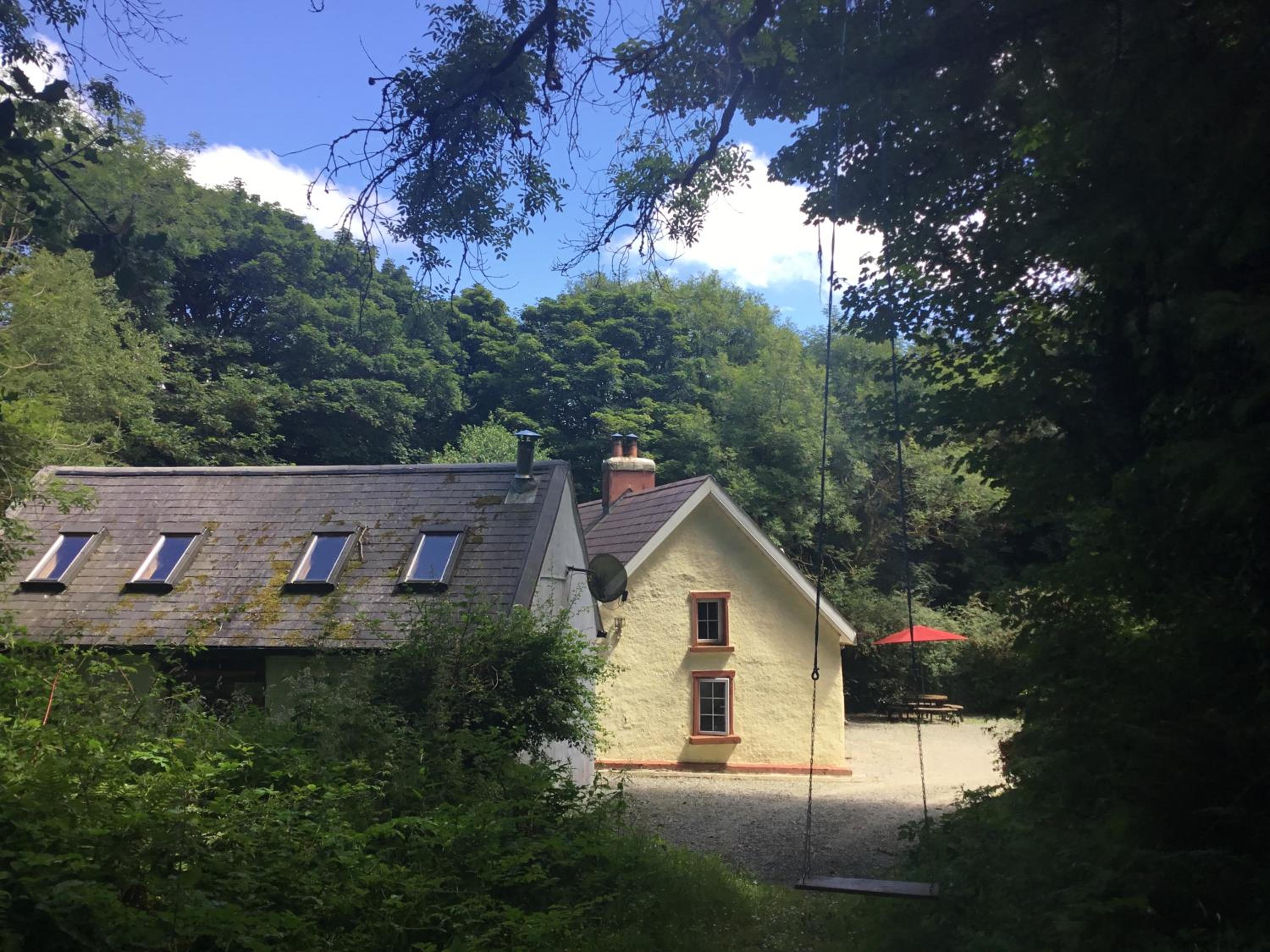 Alderlane cottage