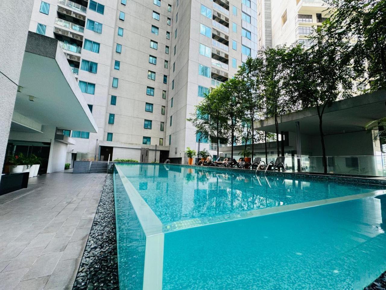 Summer Suites Studio With Balcony Nearby KL City Centre