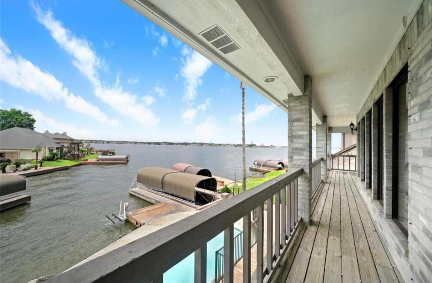 The Waterfront Villa