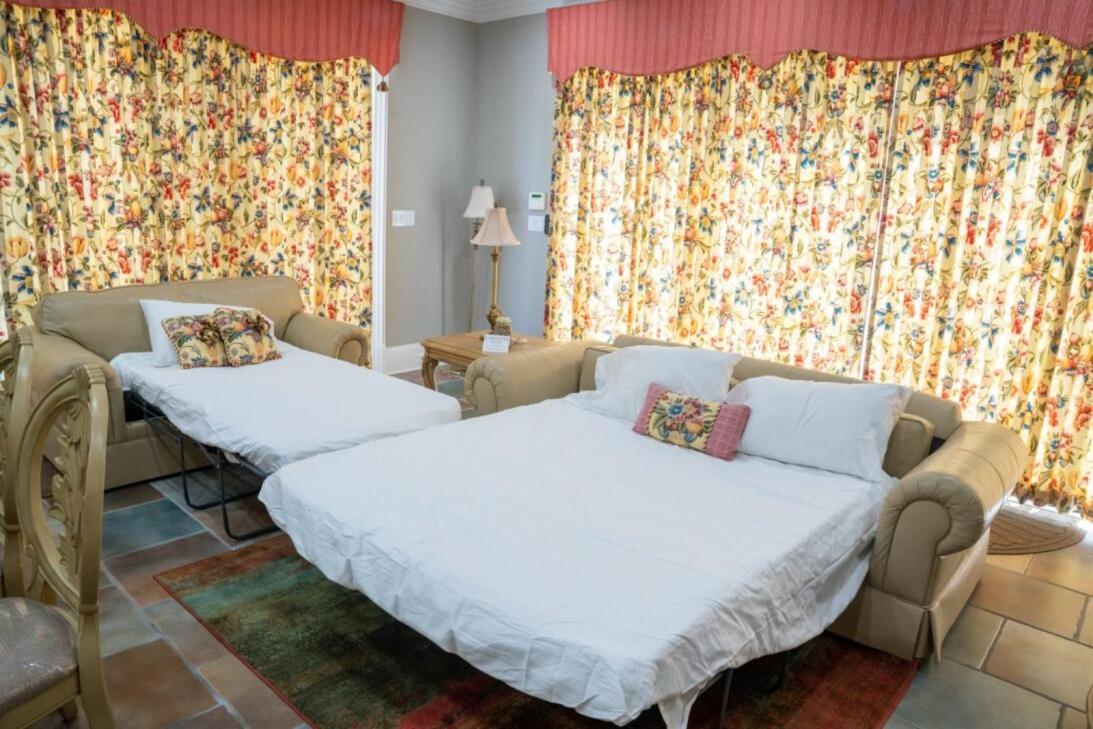 LaGrange Vacations - Lakefront Retreat w/ Guest House - Property Image 9