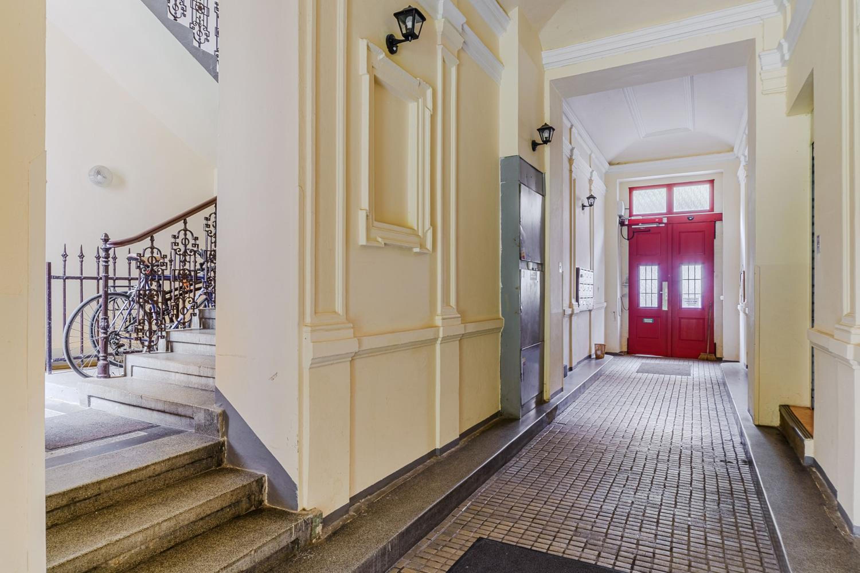 3-bedroom apartment for family