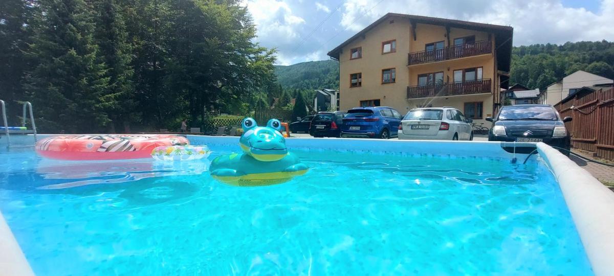 Hotel Szczyrk Willa Szymusiowa Pokoje oraz Apartamenty Rodzinne - Image 1