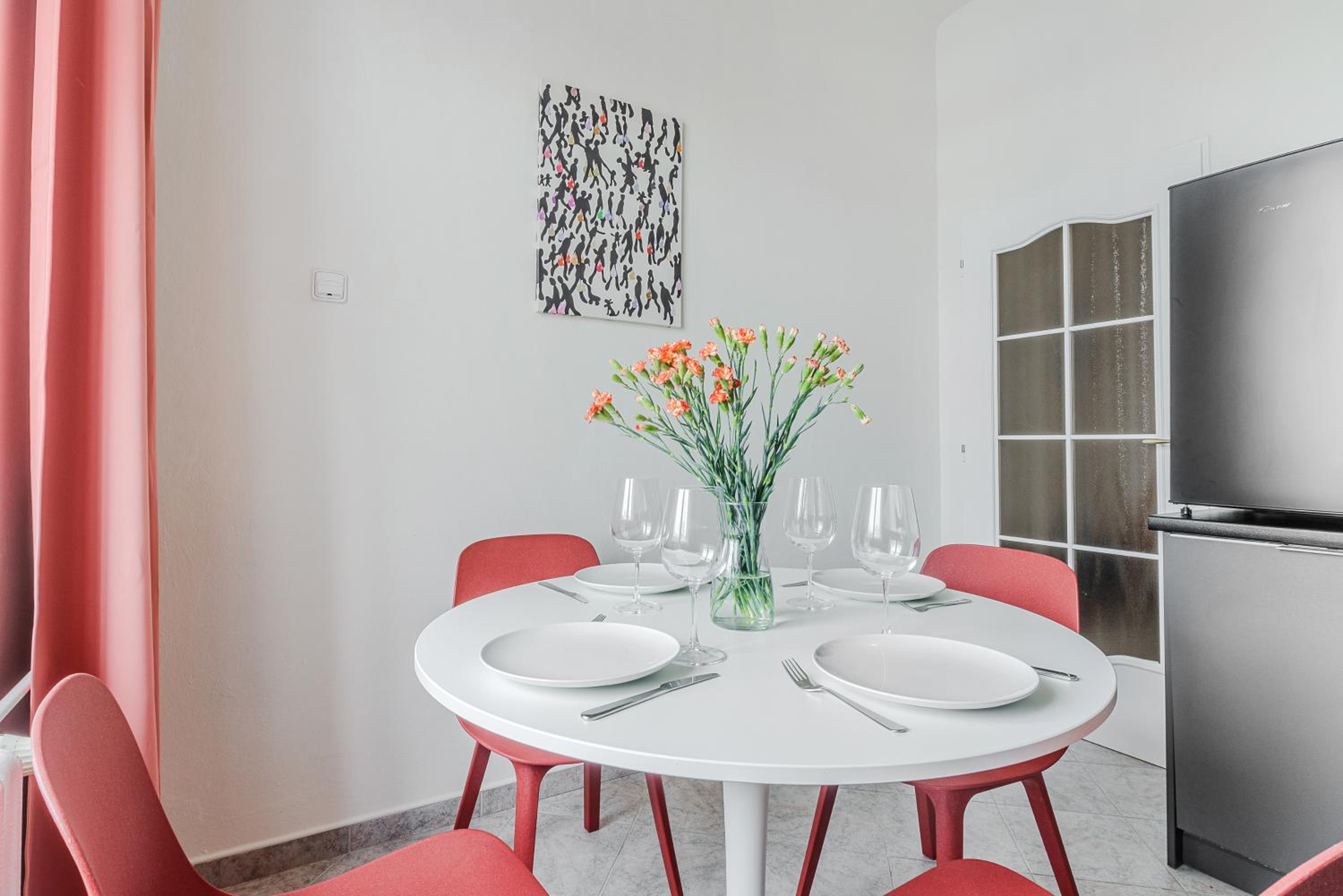 3-bedroom apartment for family