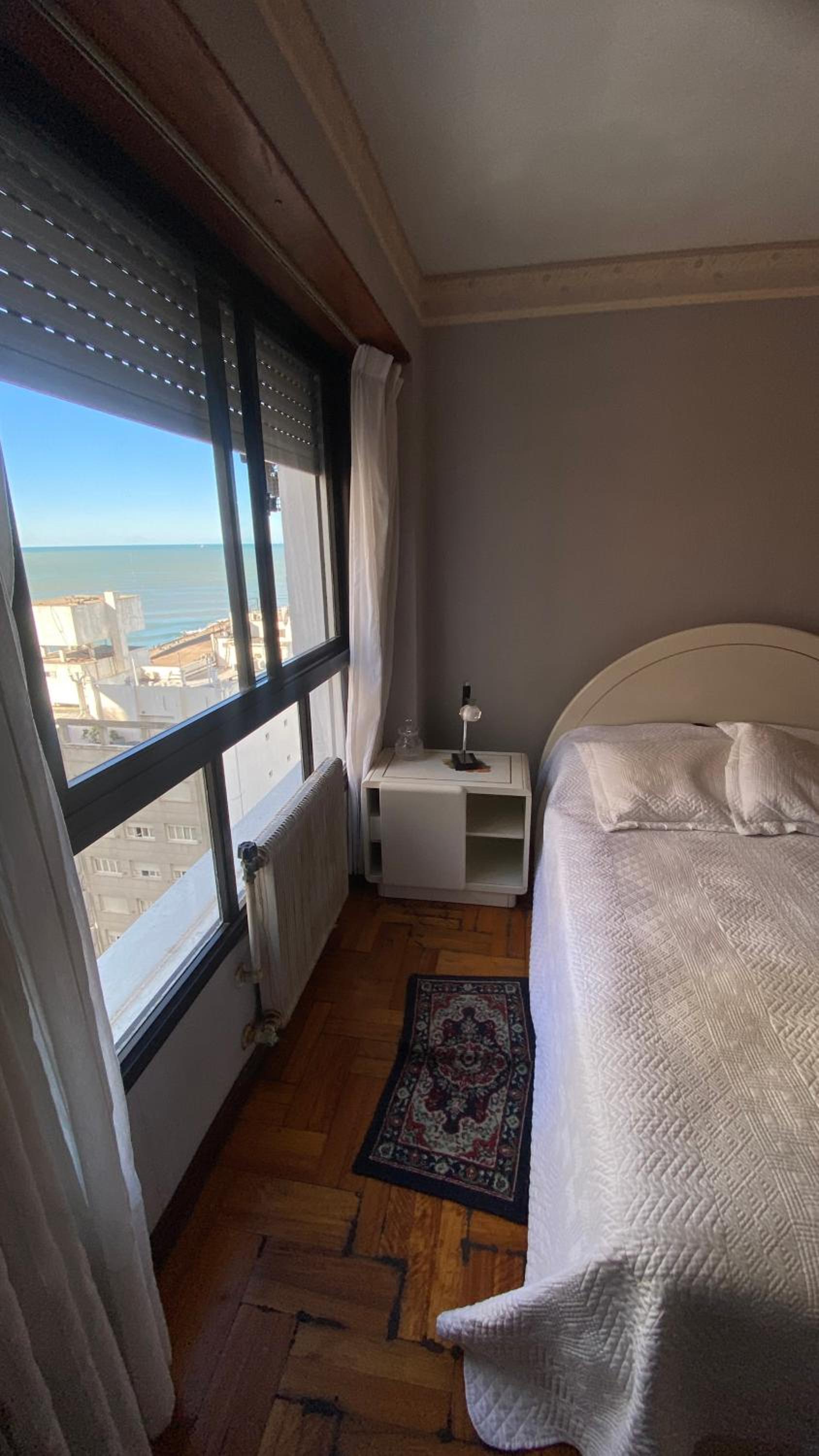 Departamento céntrico vista al mar