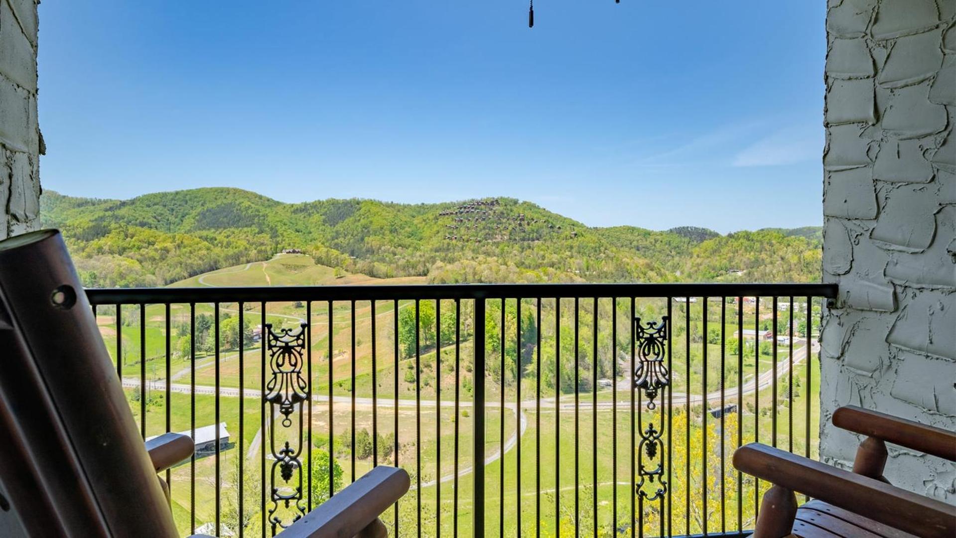 Mountain Views at Dolly's Castle Unit 5 view 2