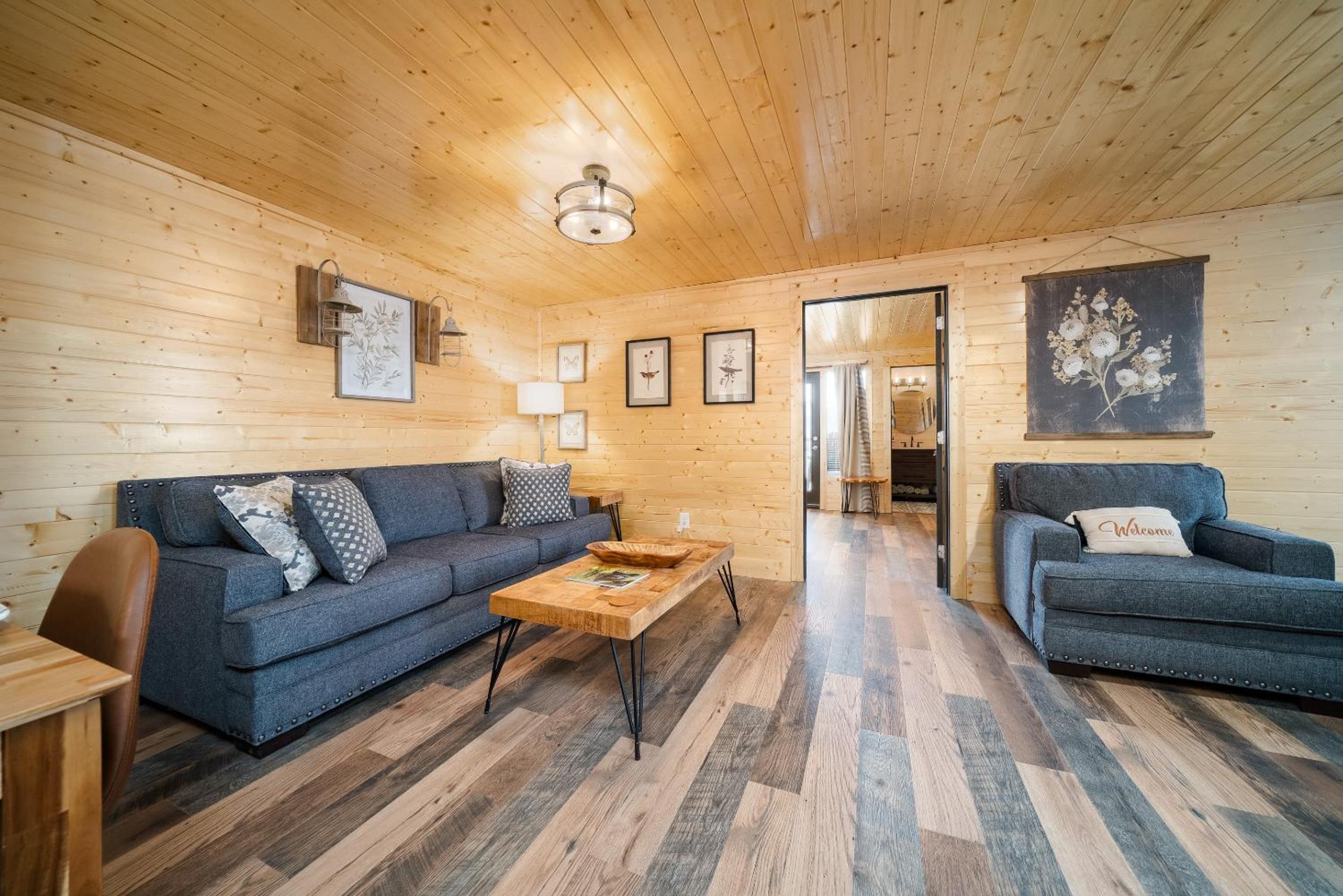 Mountain Views at Dolly's Castle Unit 4 view 4