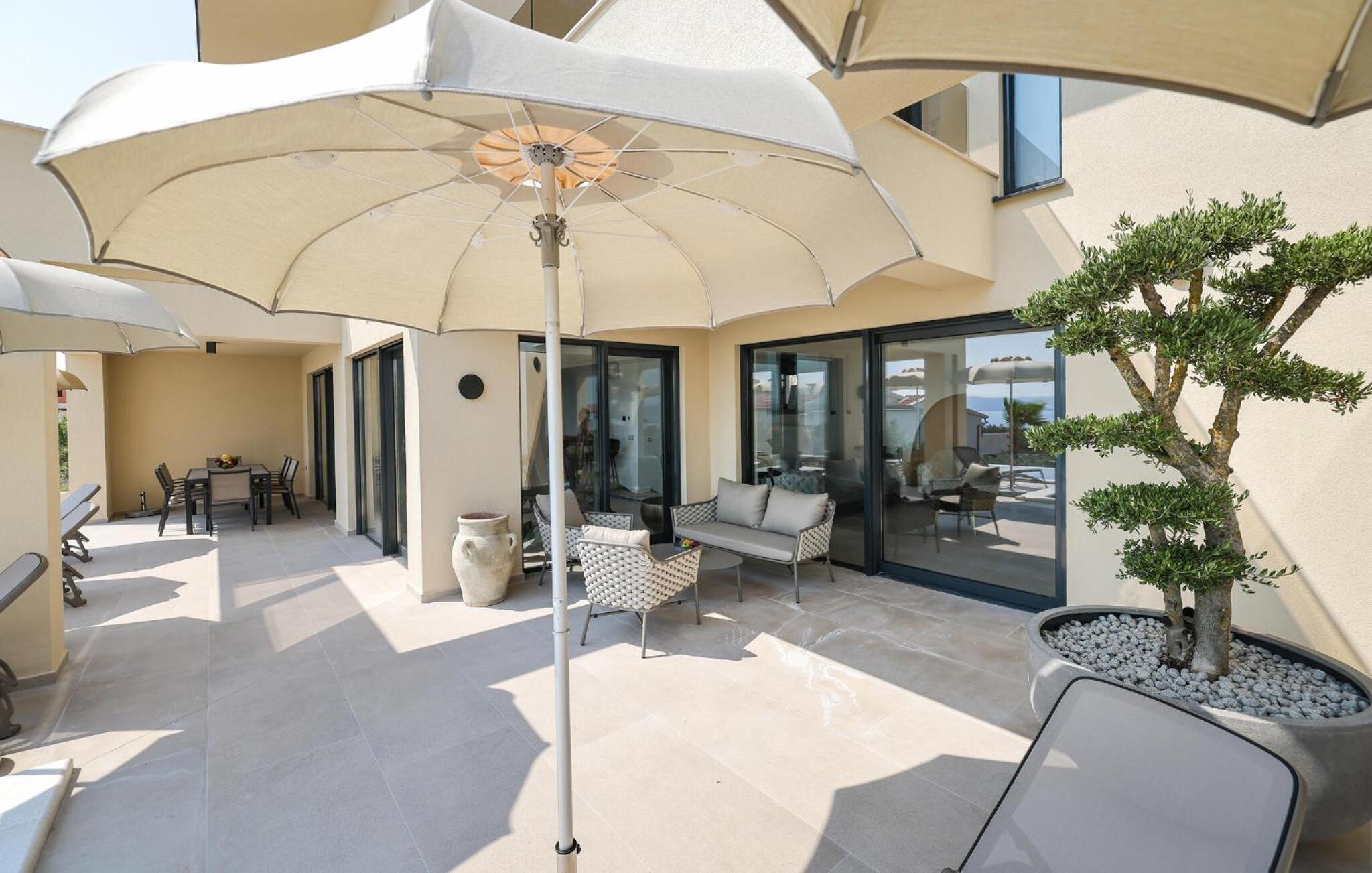 Beach Front Home In Maslenica view 4