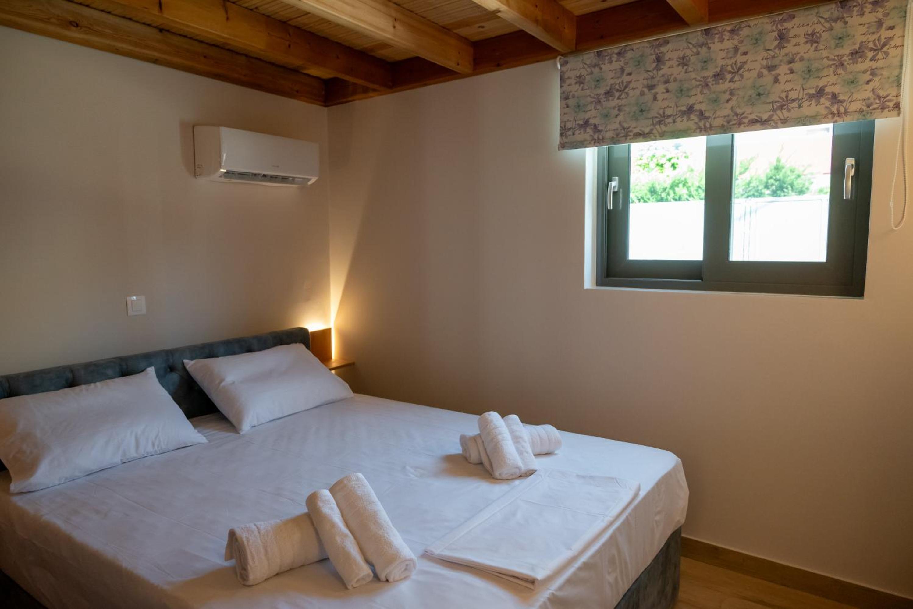 Paradise Apartments Artemida