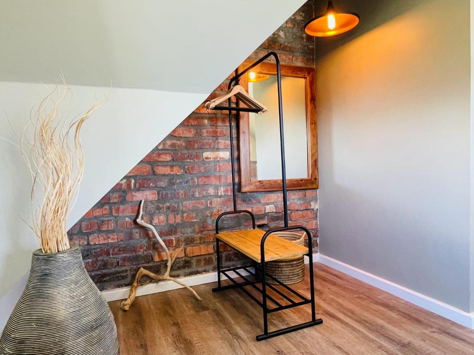Mountain View Loft Clovelly view 5