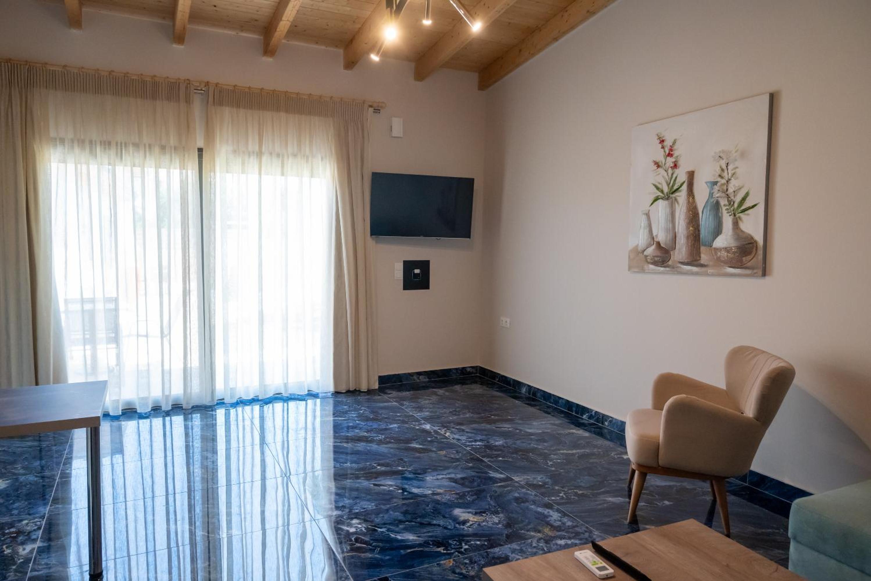 Paradise Apartments Artemida