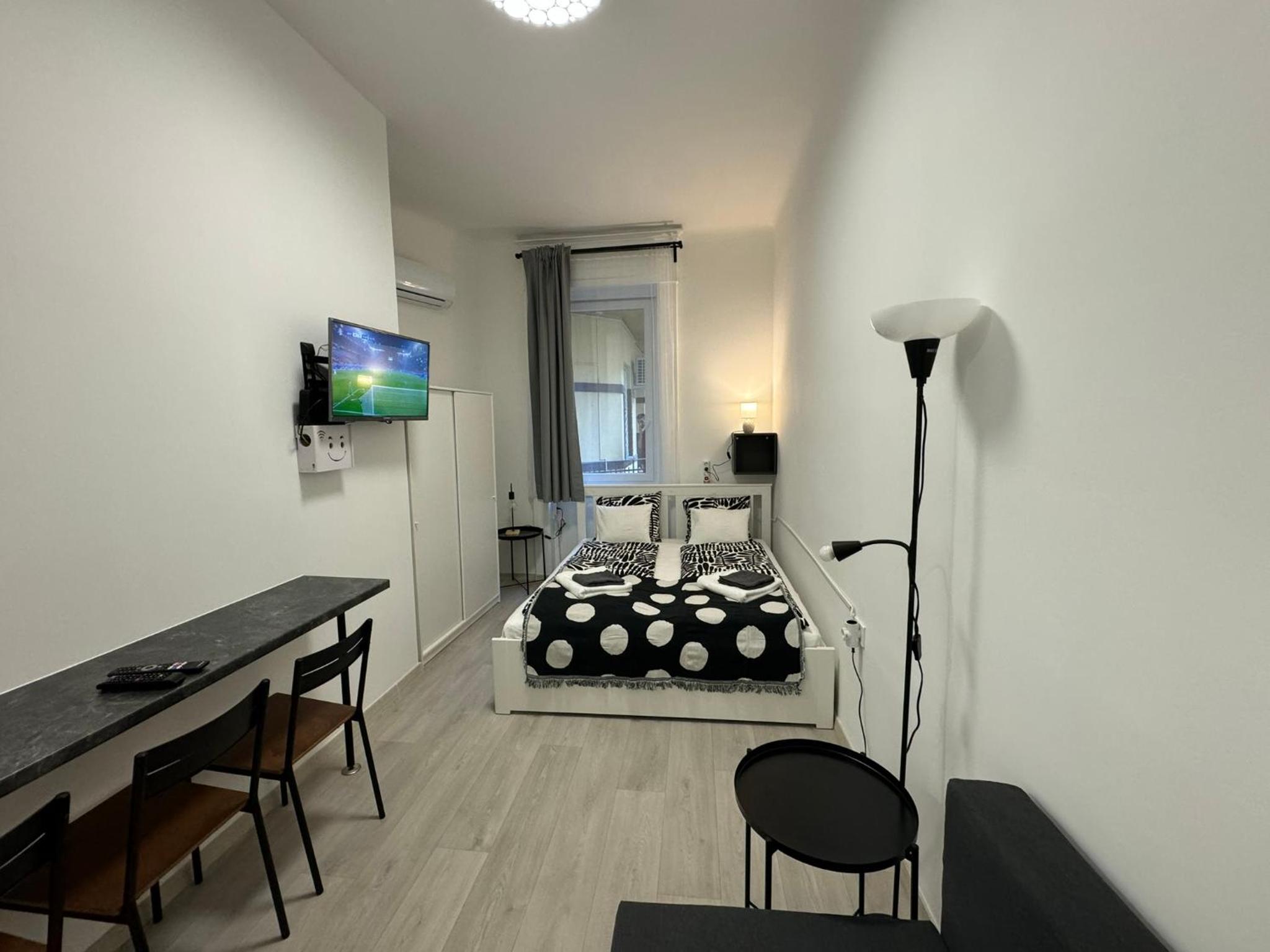 MaNo Studios Budapest II view 3