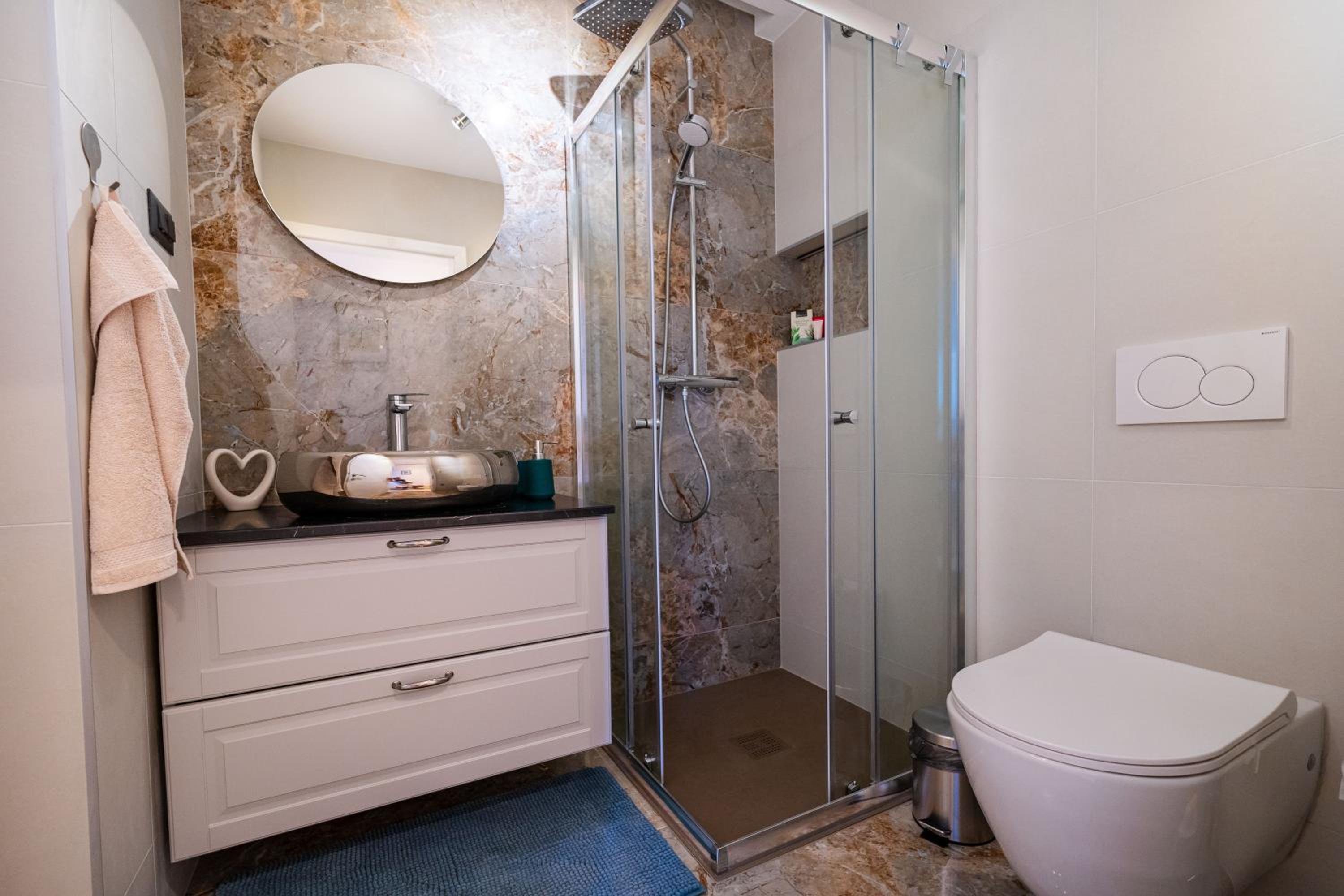 Apartments Marni