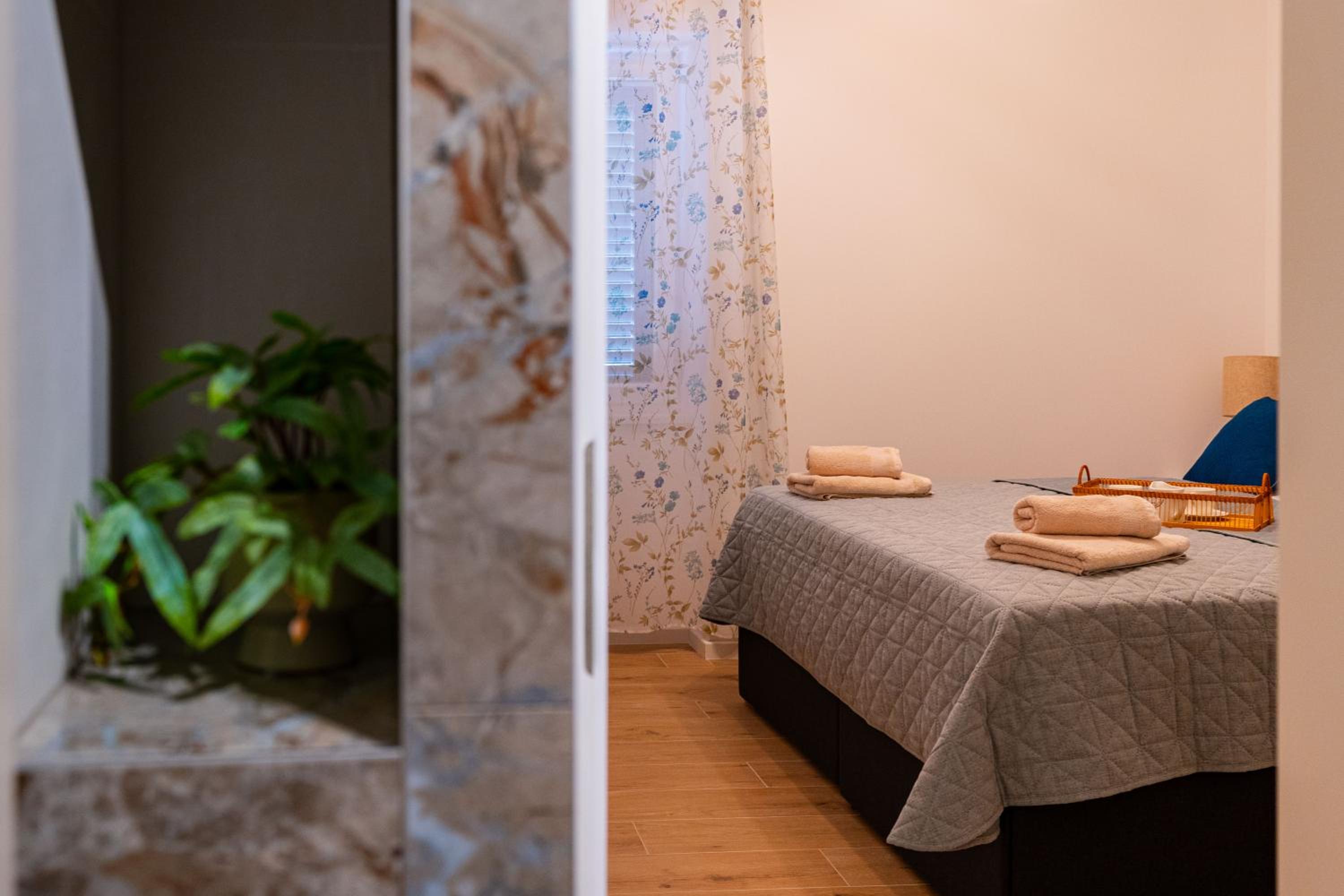 Apartments Marni