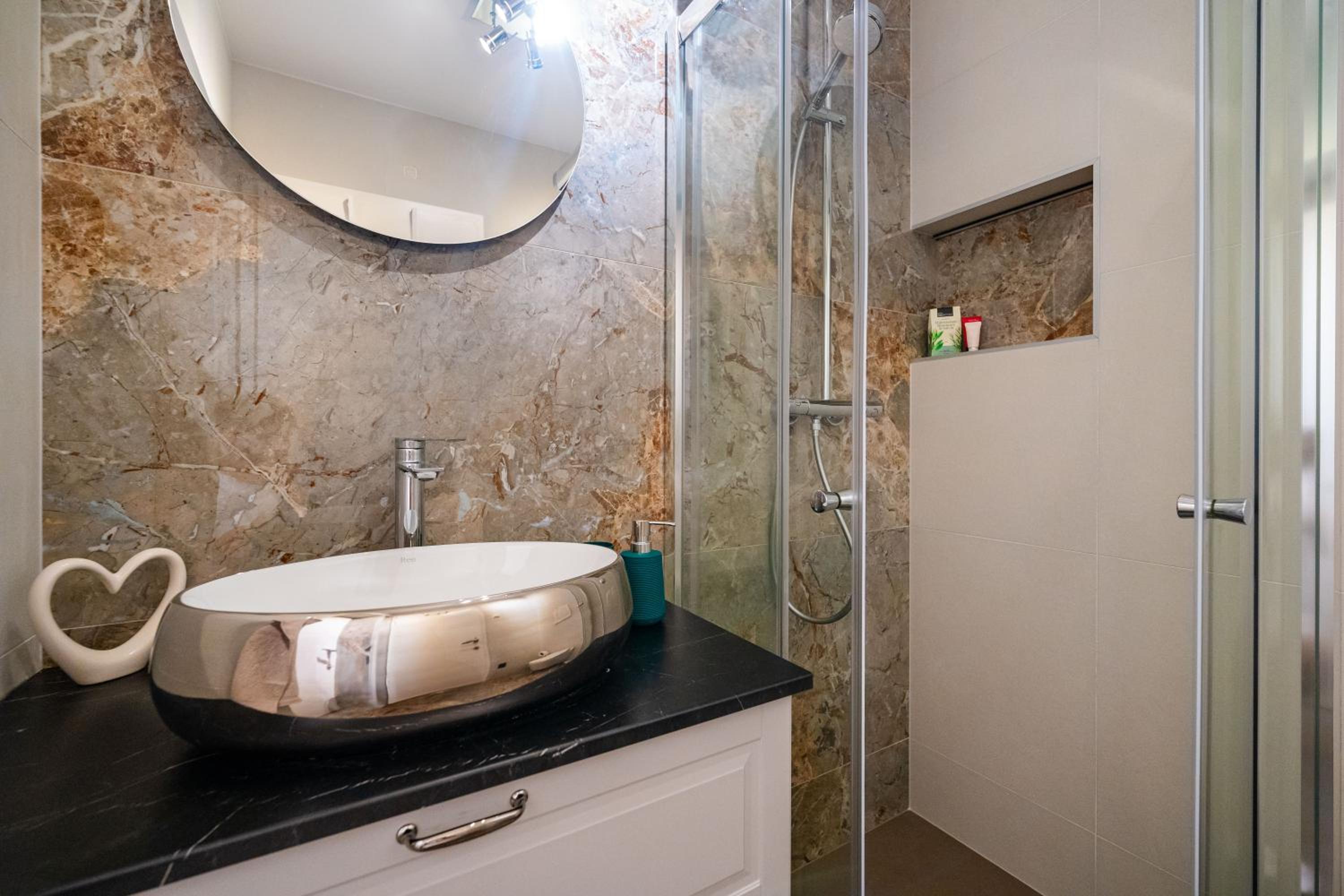 Apartments Marni