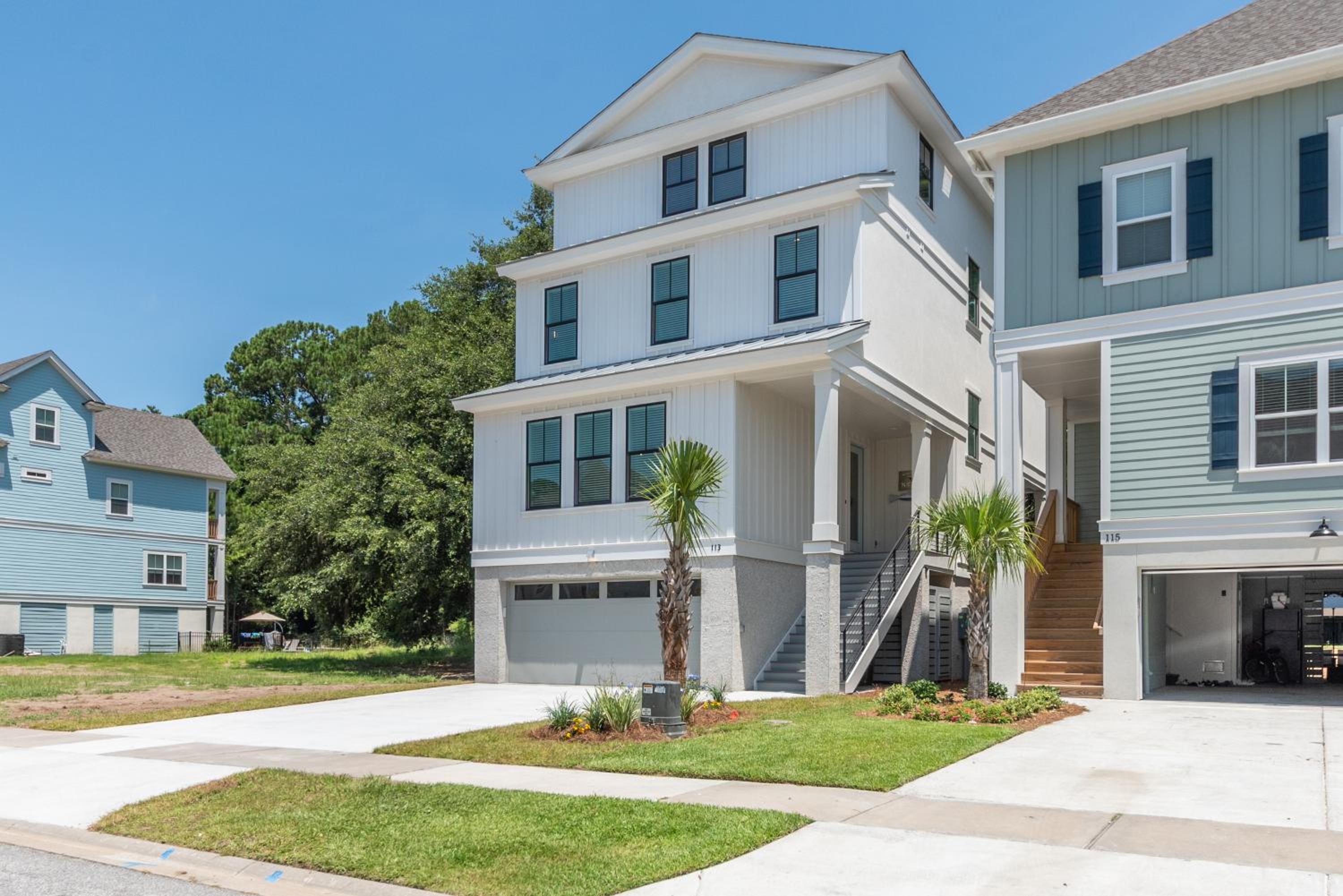 15% off 7 Night Stays Aug- Oct CUSTOM HOME, POOL, HOT TUB, FIREPIT, ELEVATOR, WALK TO BEACH