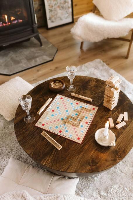 Huntsville Vacations - The Fox Lakefront Cottage with PrivateBeach and Sauna - Property Image 5