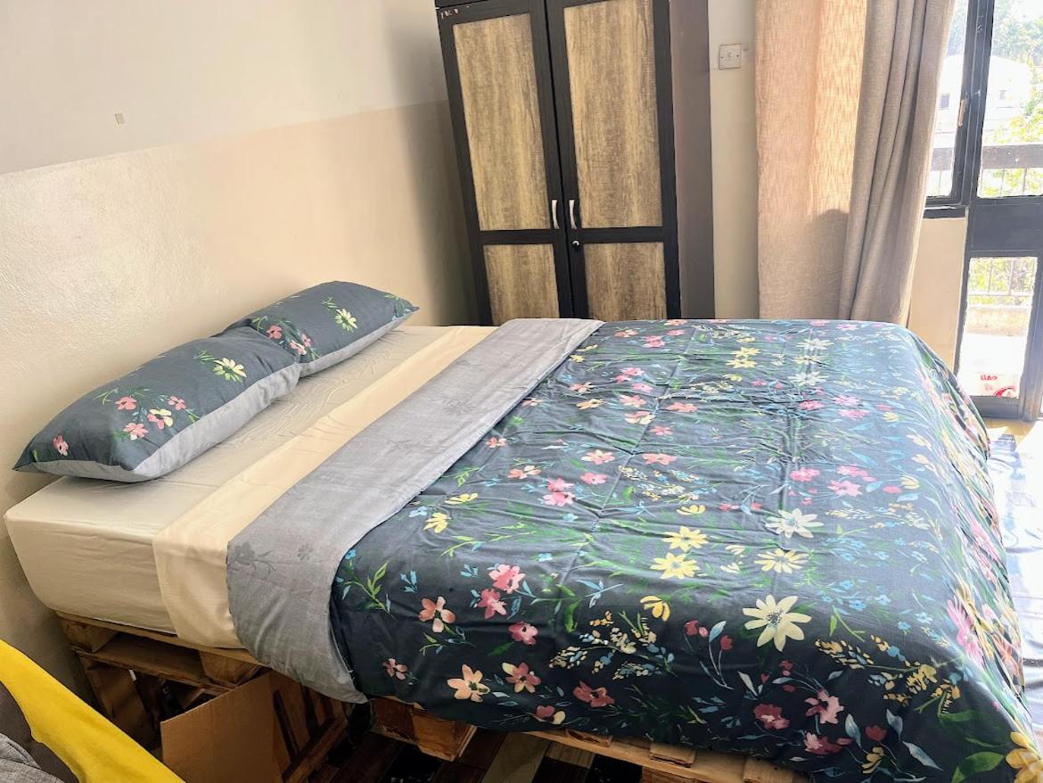 Spacious And Quiet Room In Lusaka Central view 2