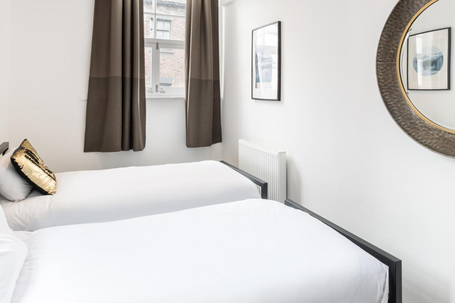 Host & Stay - Slater Street Apartments view 4