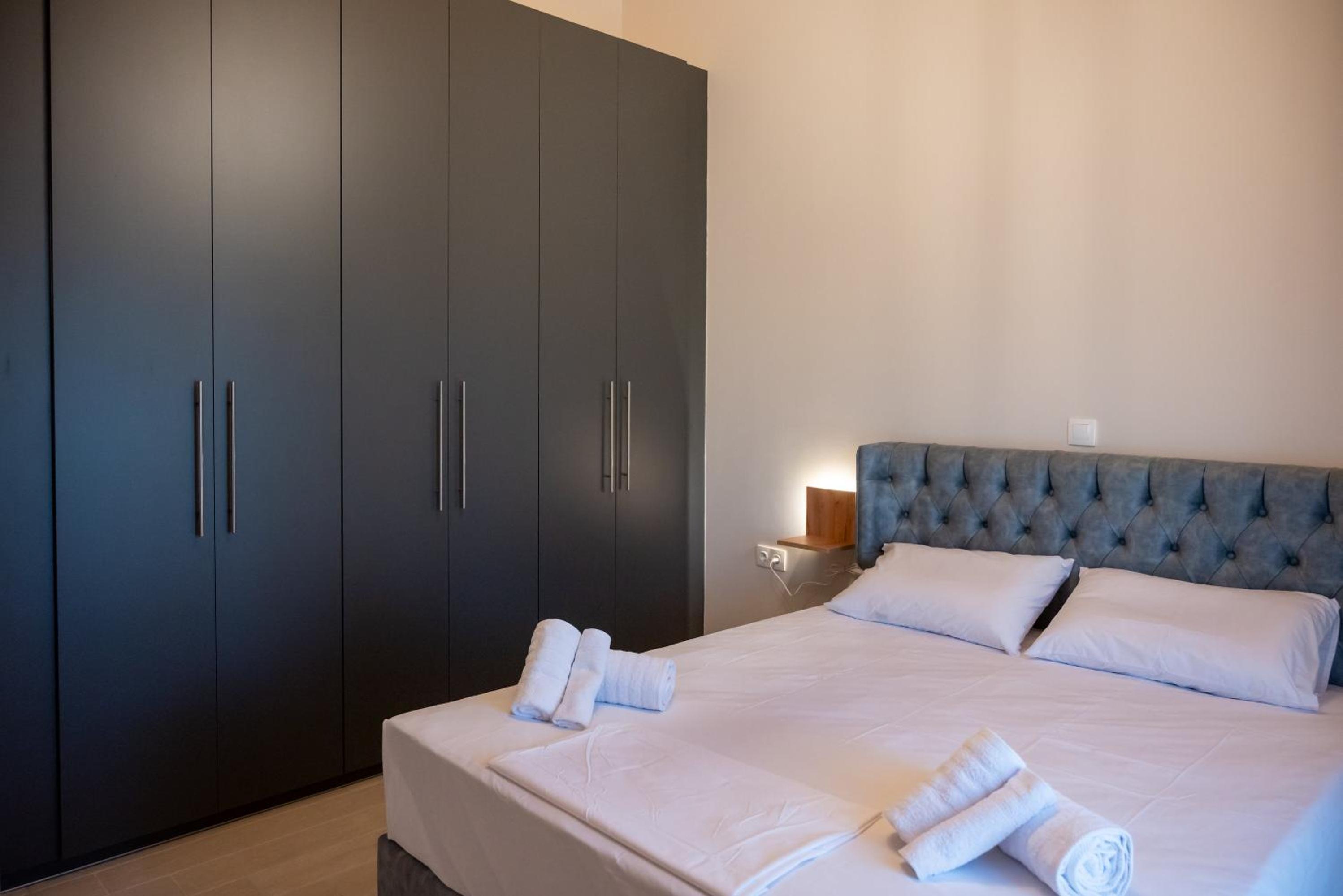 Paradise Apartments Artemida