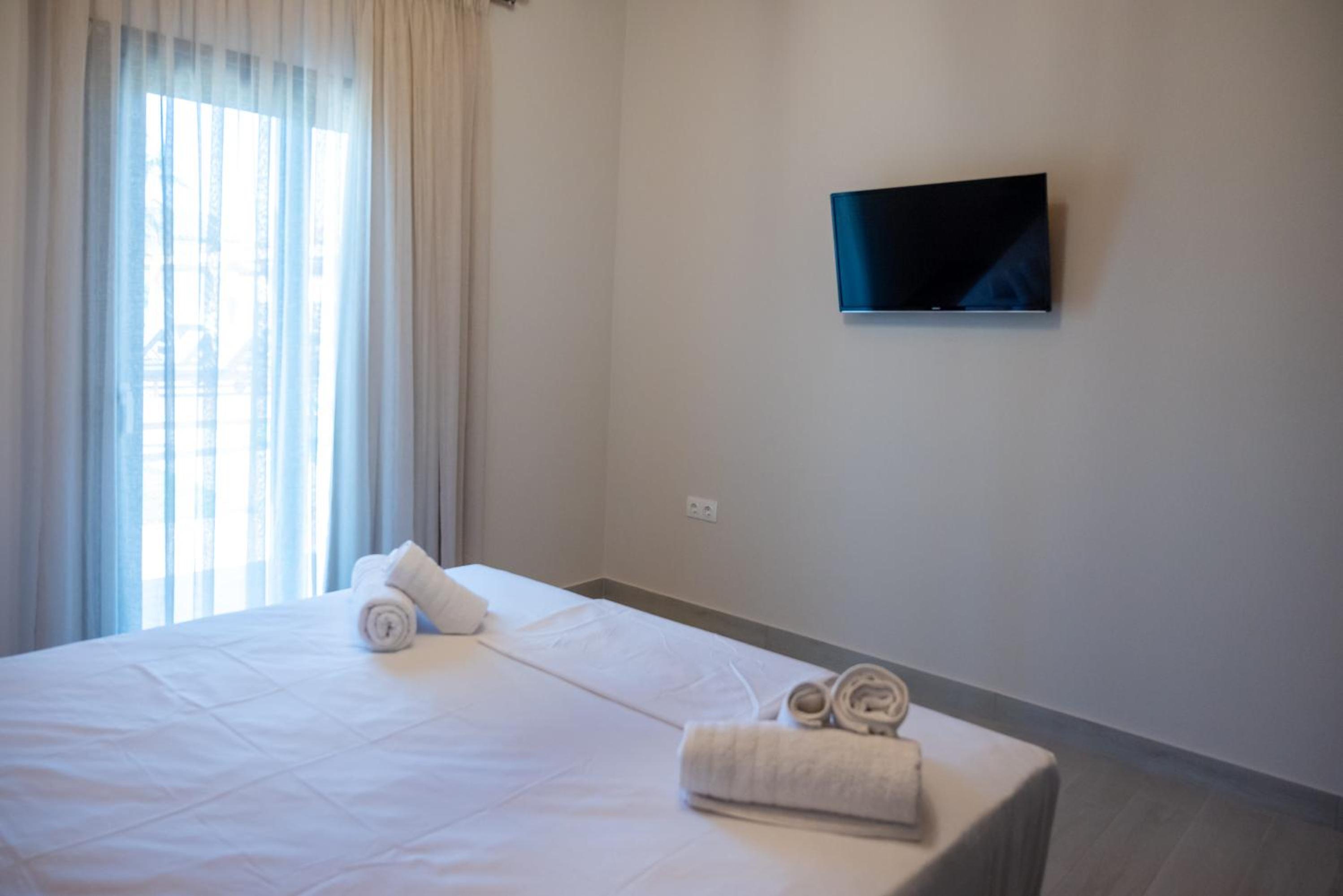 Paradise Apartments Artemida