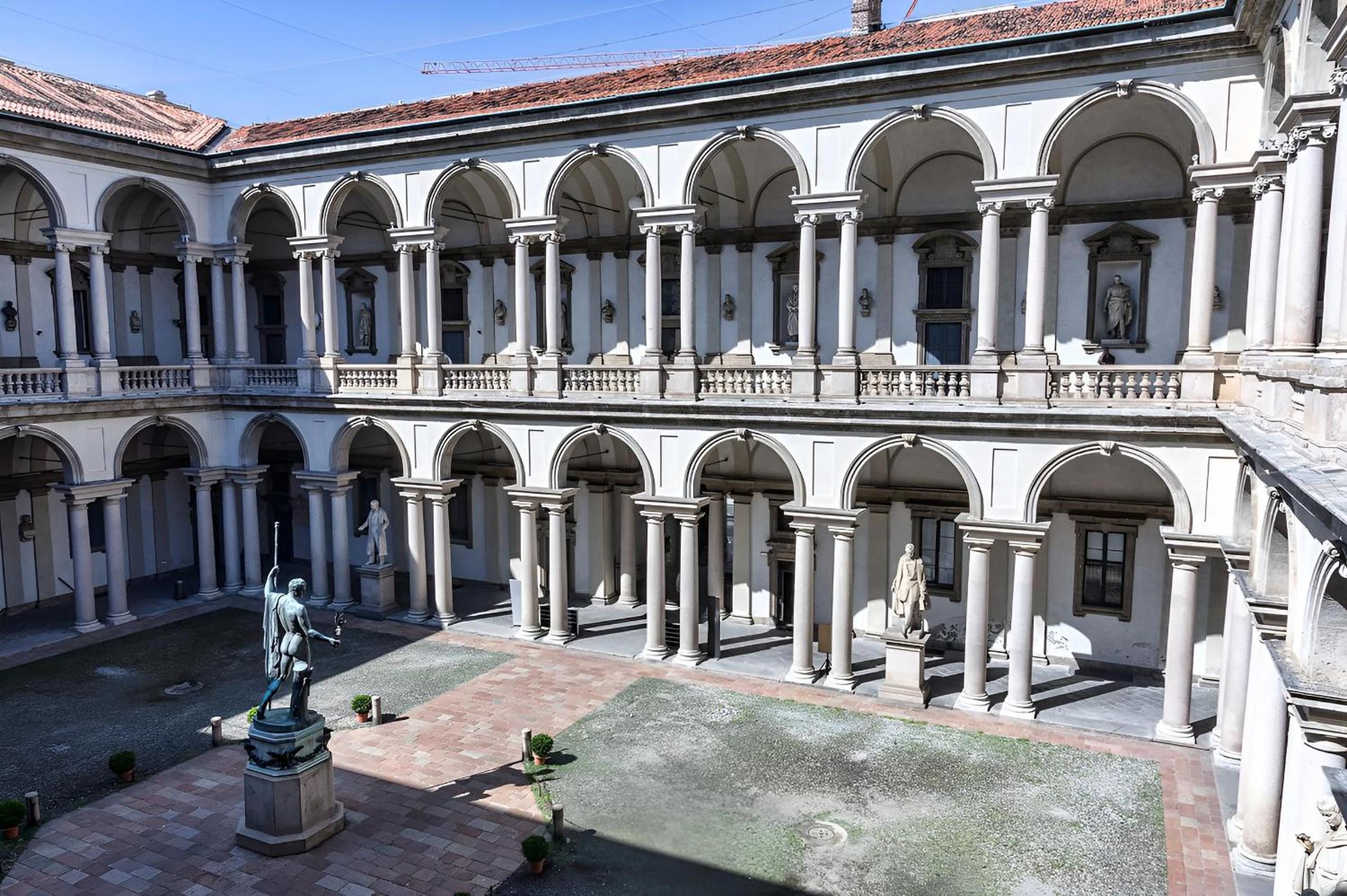 Brera VIP SpotLight - Brera - Duomo - Castello Sforzesco - Lanza Metro M2