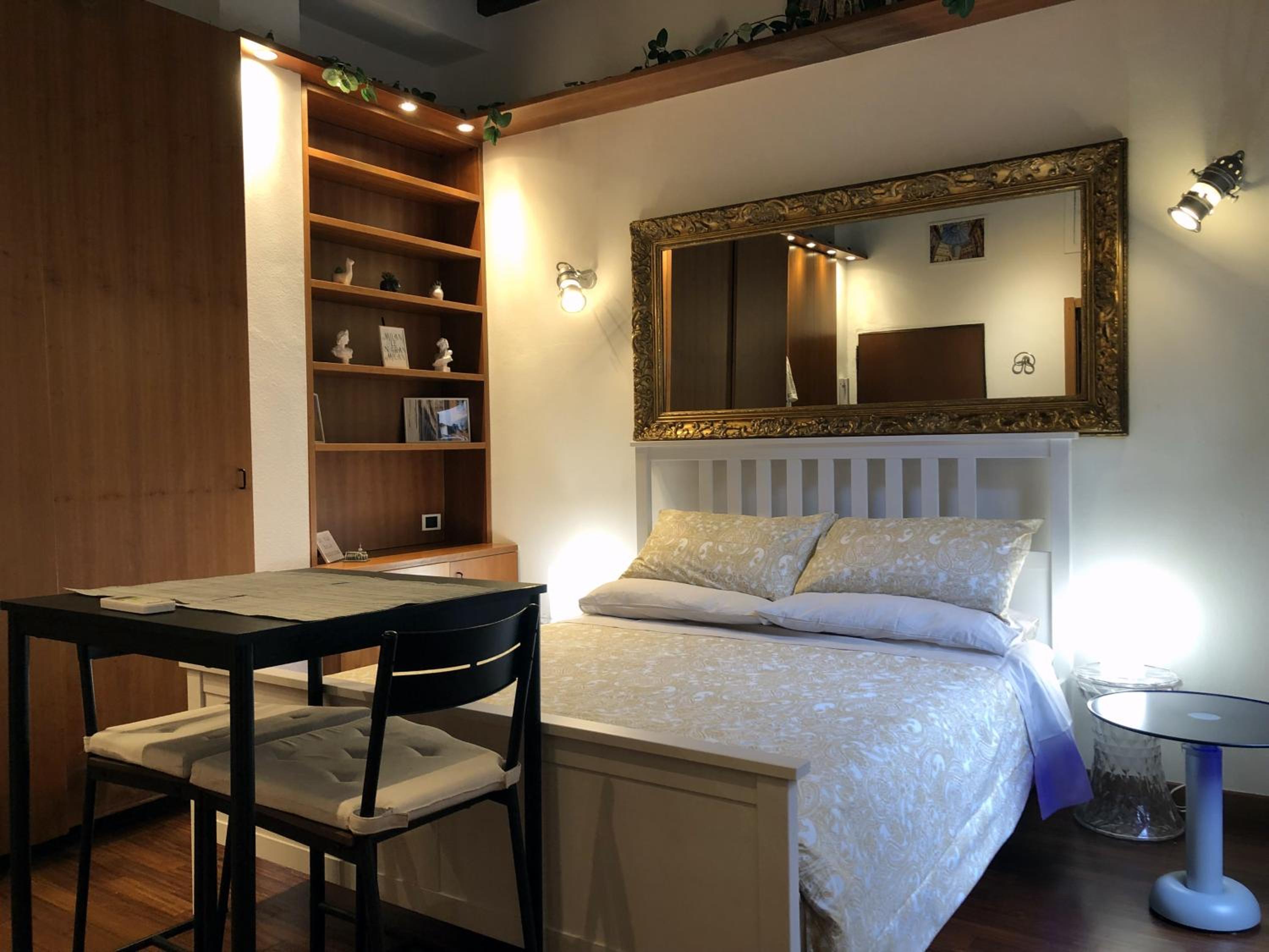 Brera VIP SpotLight - Brera - Duomo - Castello Sforzesco - Lanza Metro M2