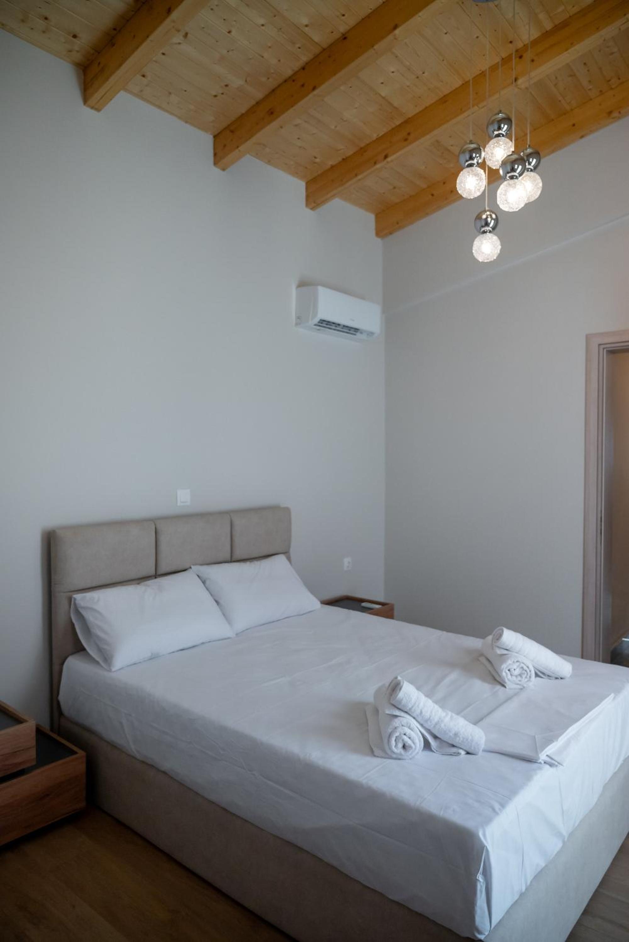 Paradise Apartments Artemida