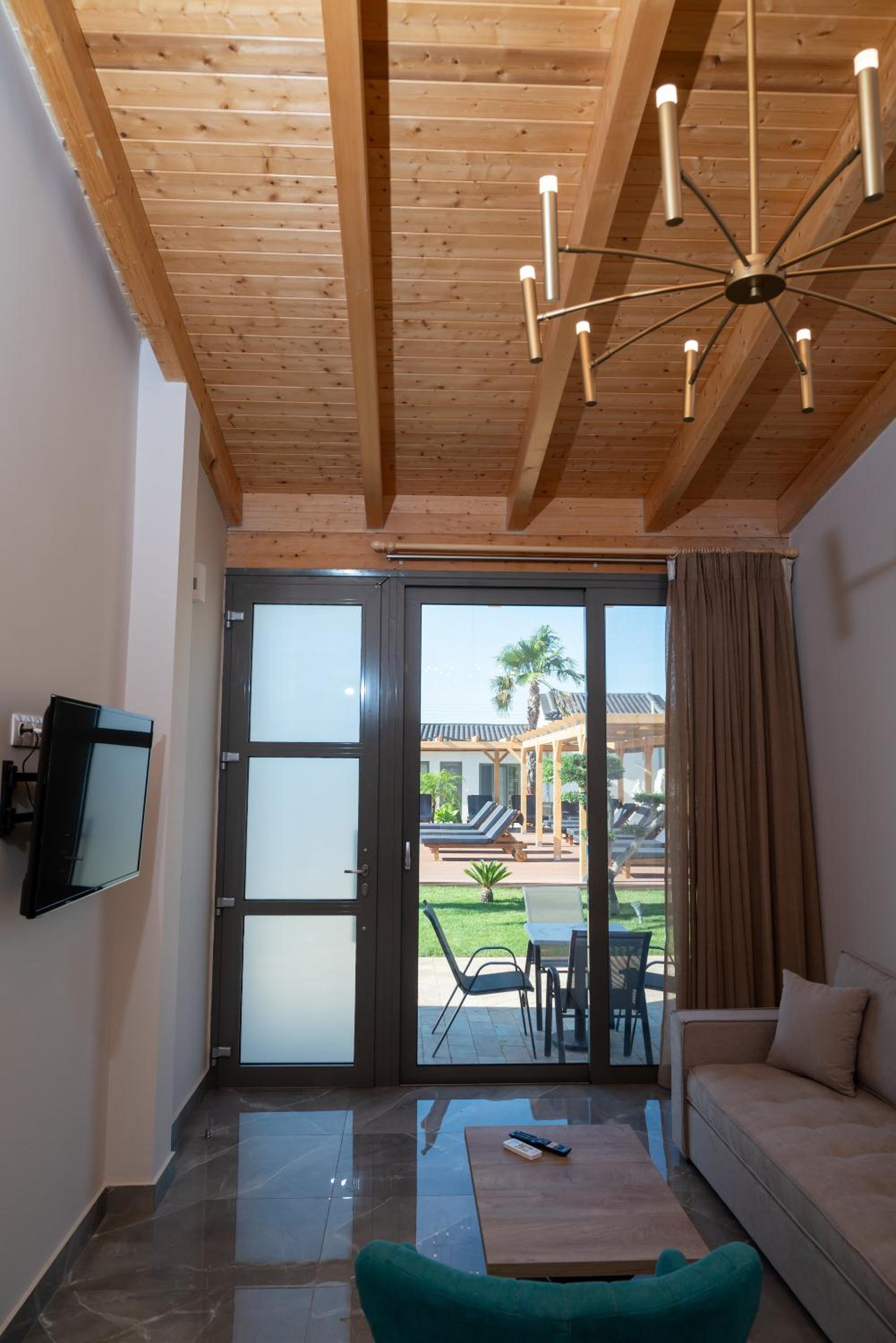 Paradise Apartments Artemida