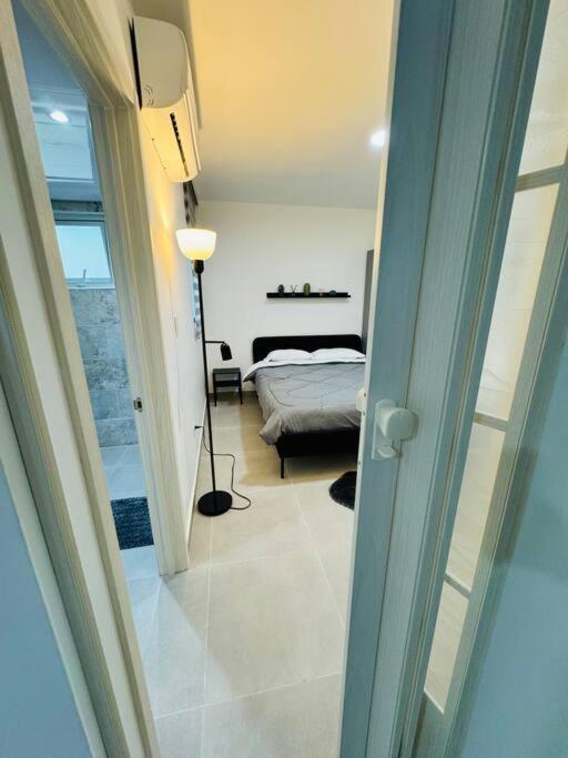 Apartamento cerca de todo