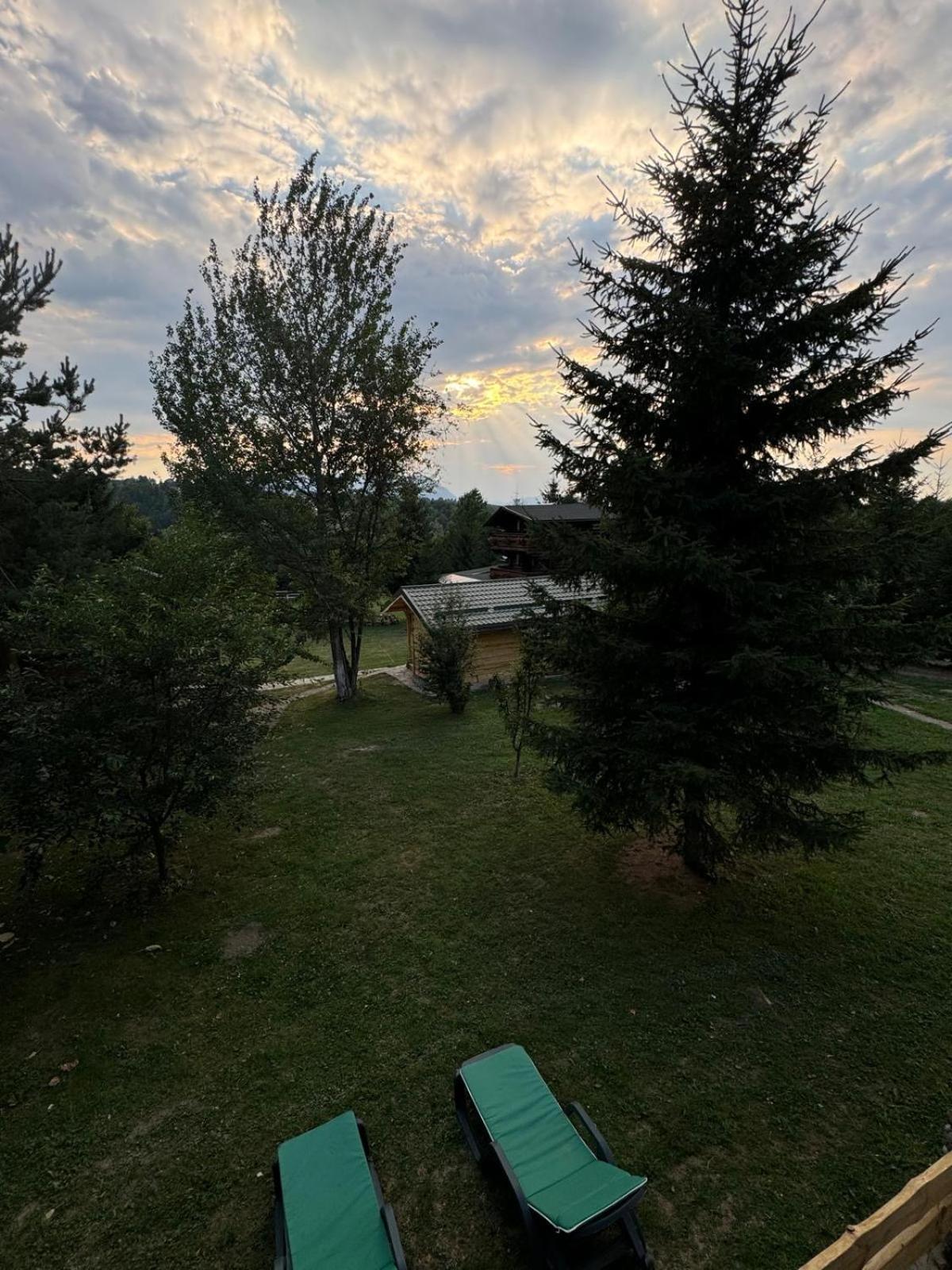 Photo 52