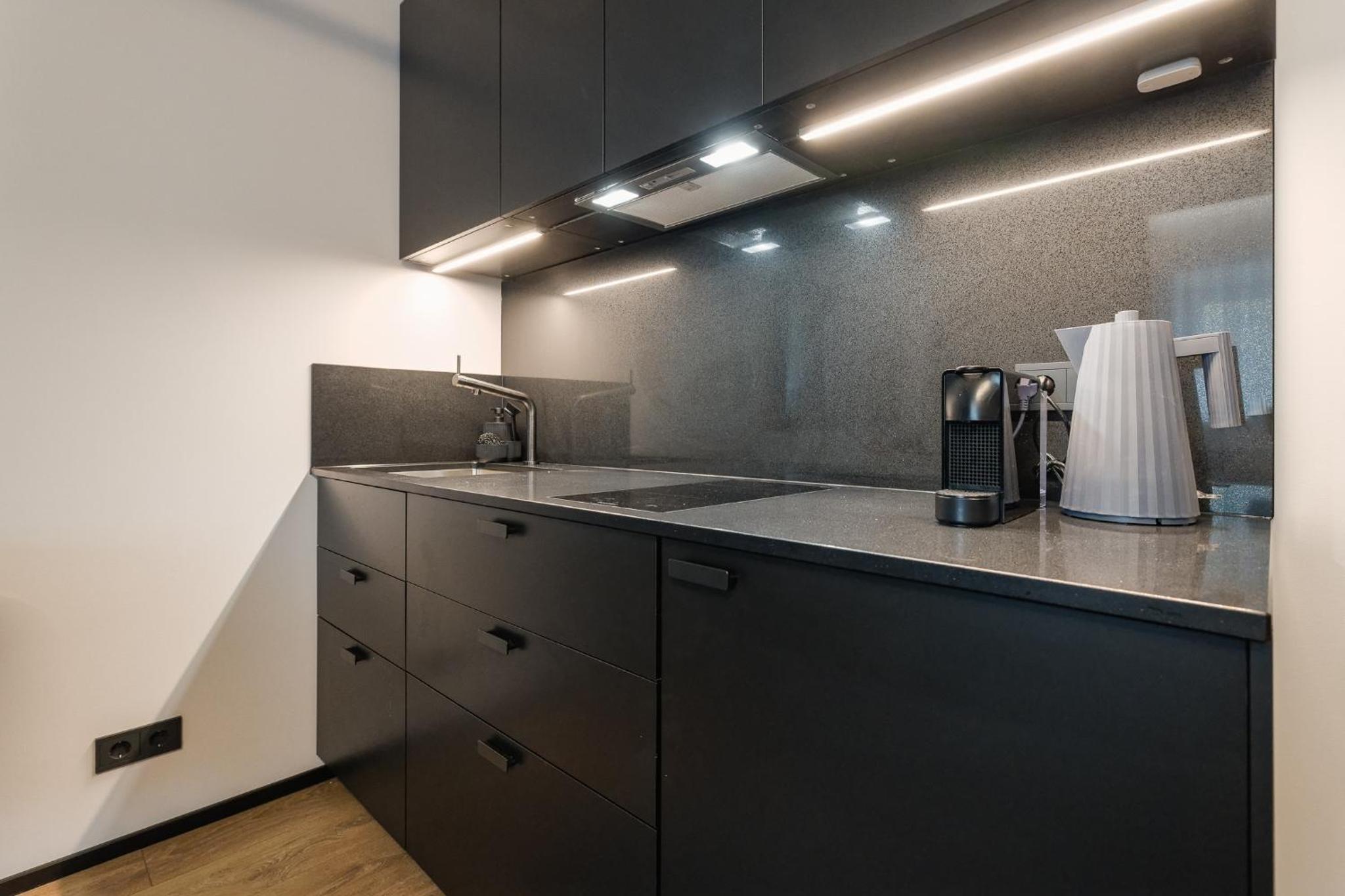 Elegant 28m2 Studio Flat next to Old Town