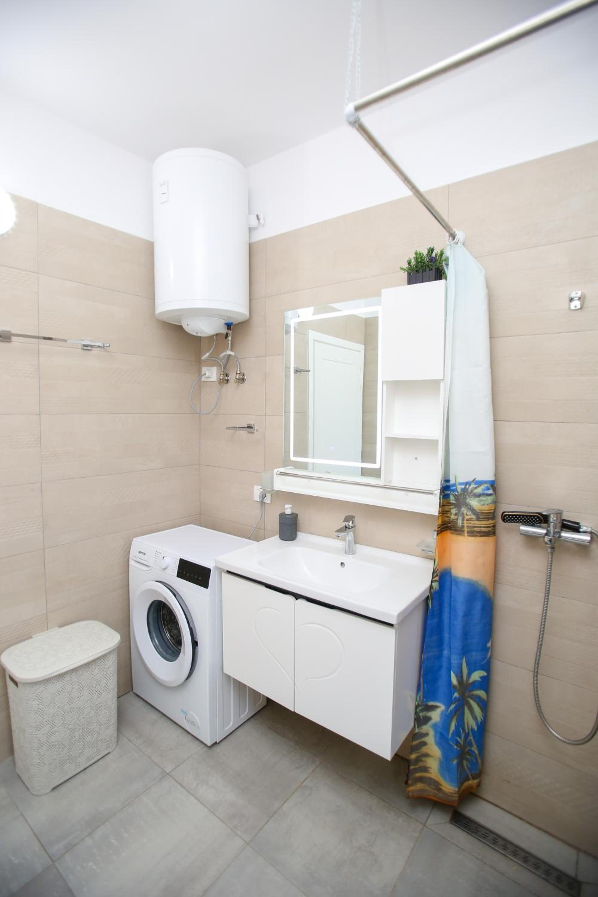 Aysel apartament 7 lungomare