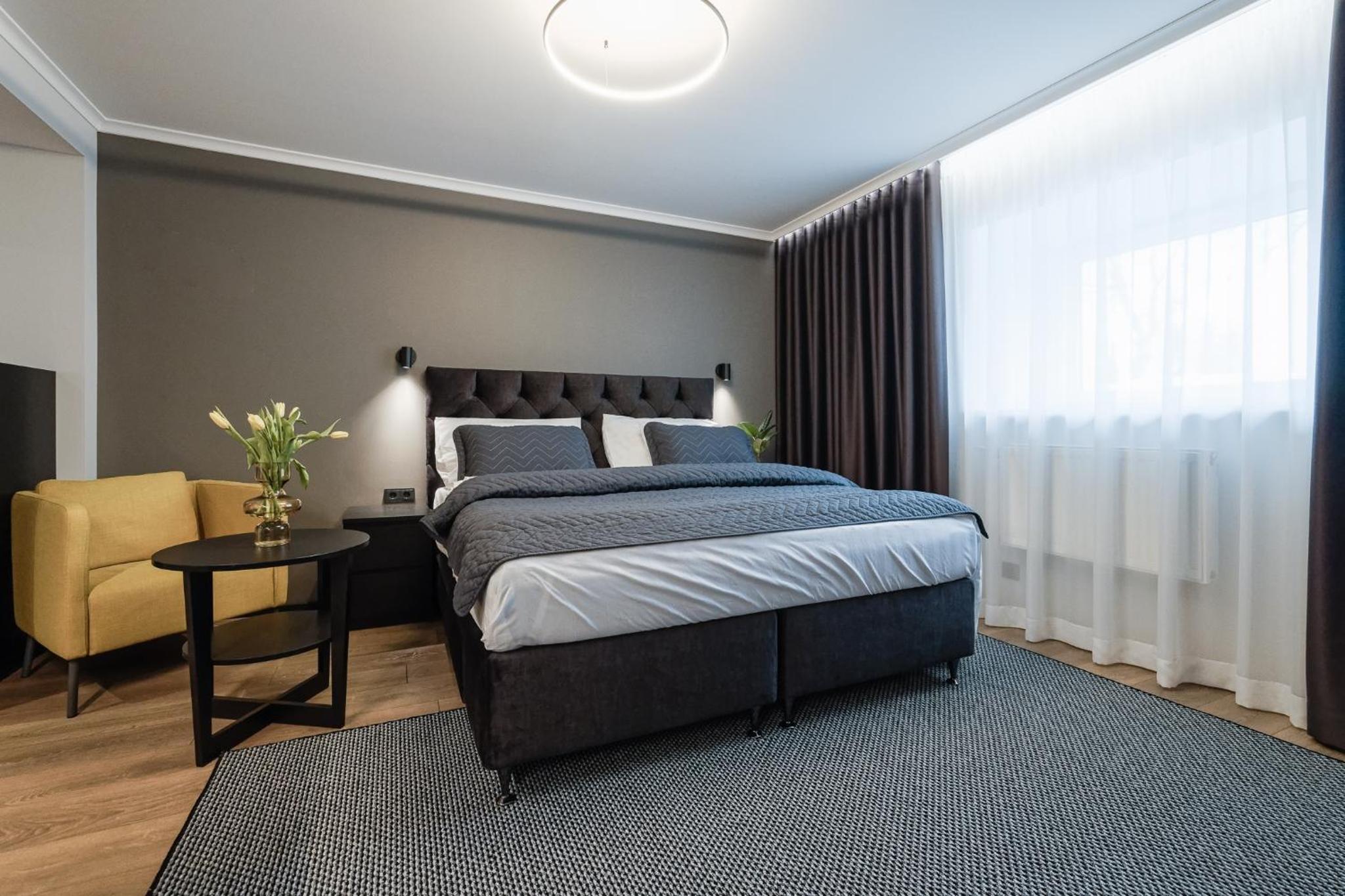 Elegant 28m2 Studio Flat next to Old Town