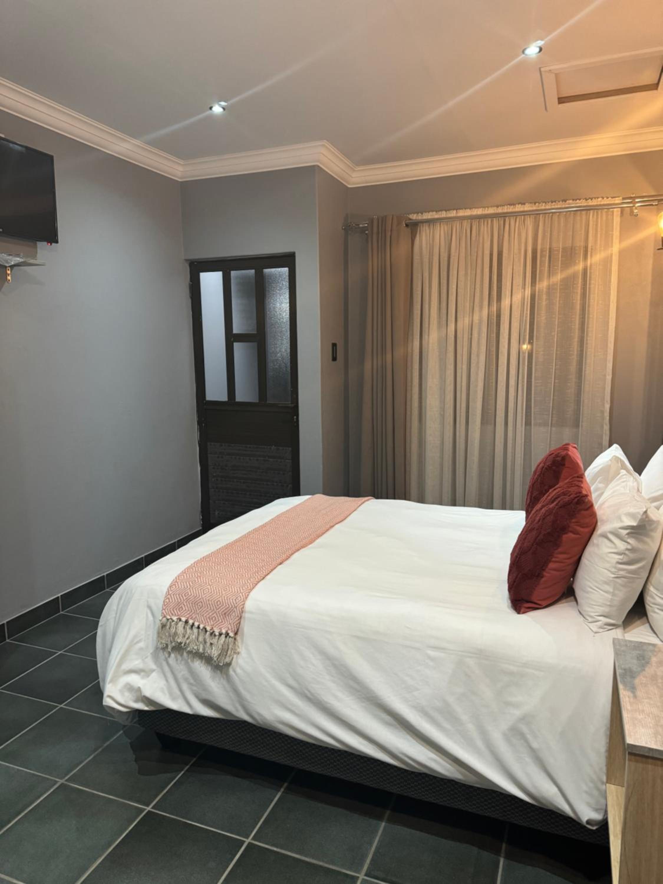 Kv Luxury Guest House