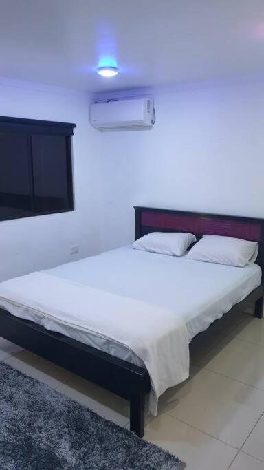 Kianna Apartments