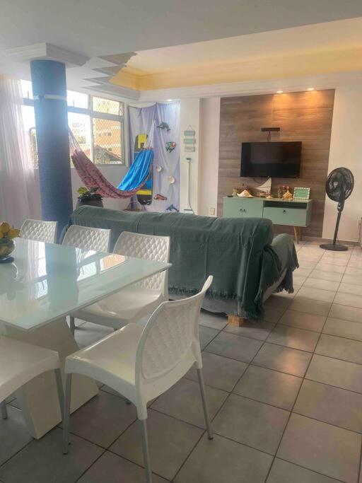 Apartamento com três suítes
