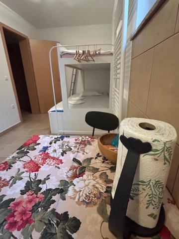 SOS Apartments