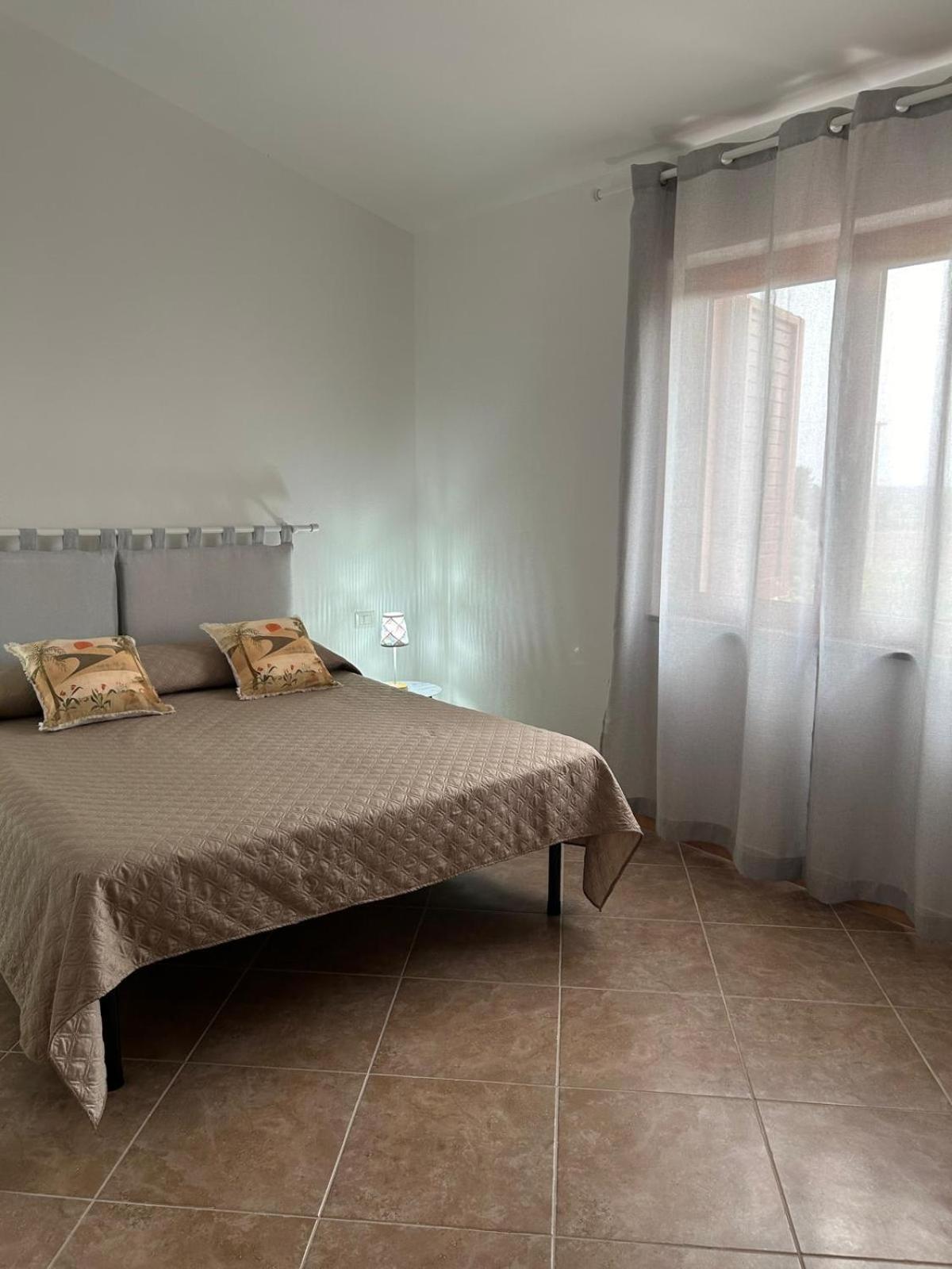 La Bouganvillea