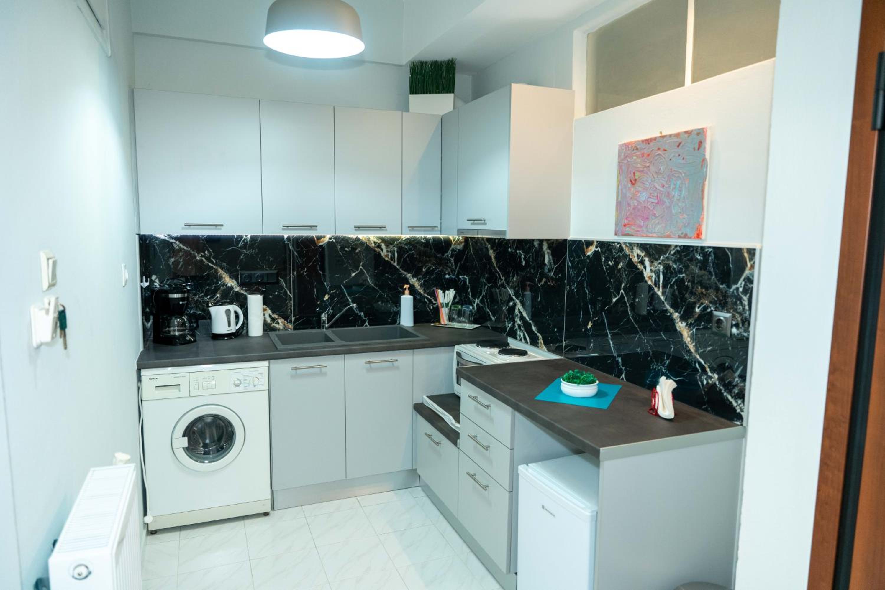 Urban Chic Flat Pagrati Athens