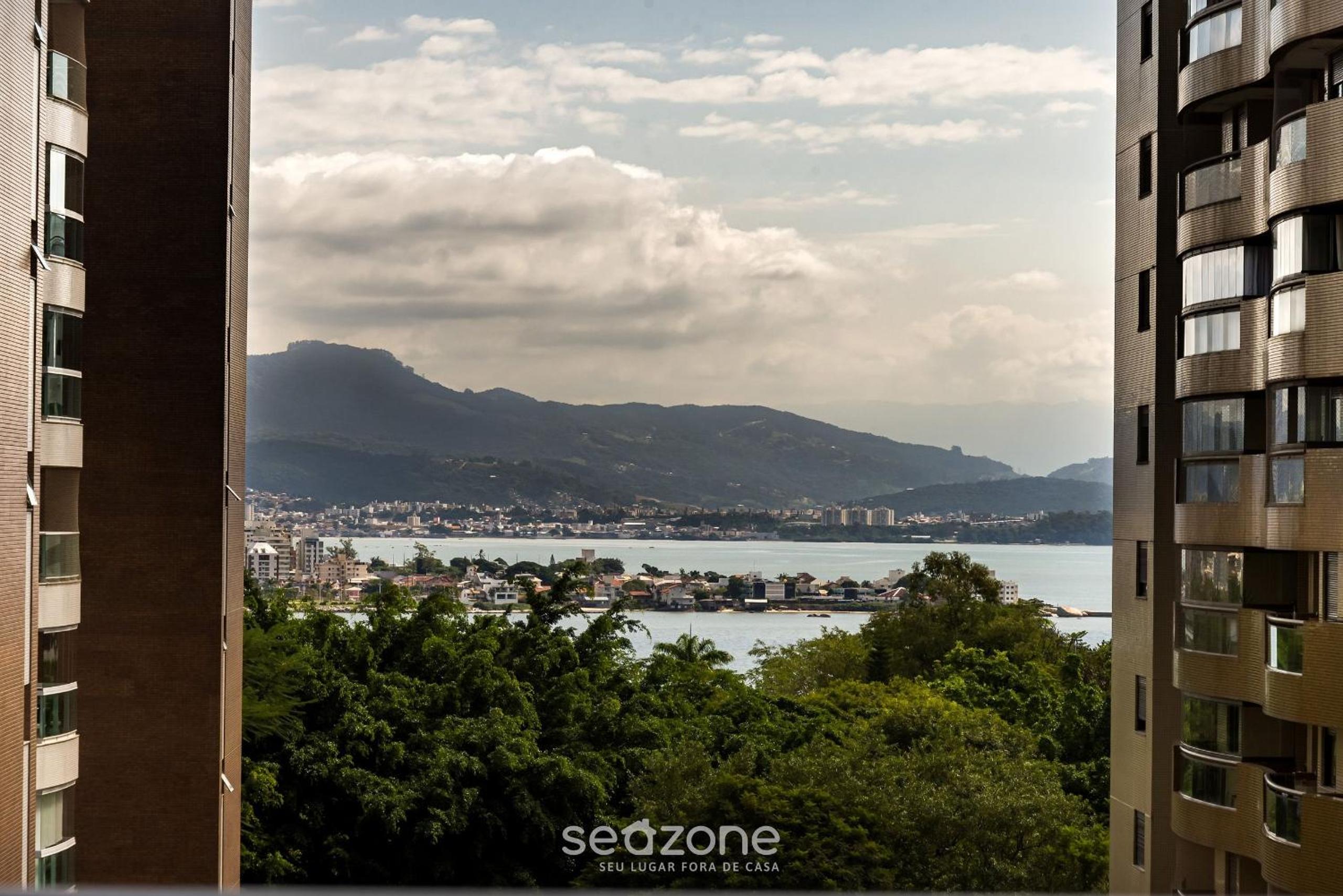 TVT - Luxury studios in the center of Florianópolis