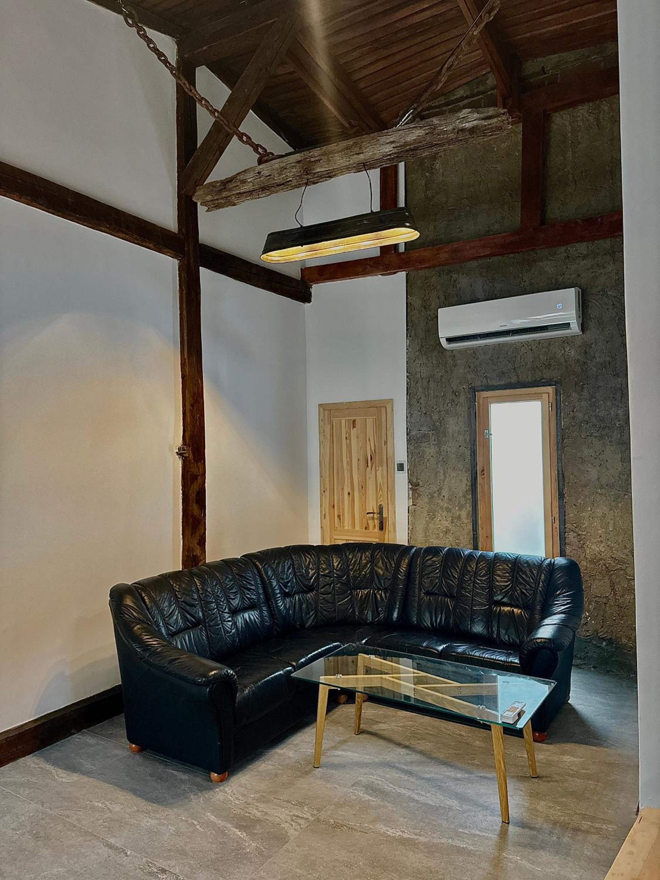 Novozrekonštruovaný 79m2 mezonetový byt v centre mesta