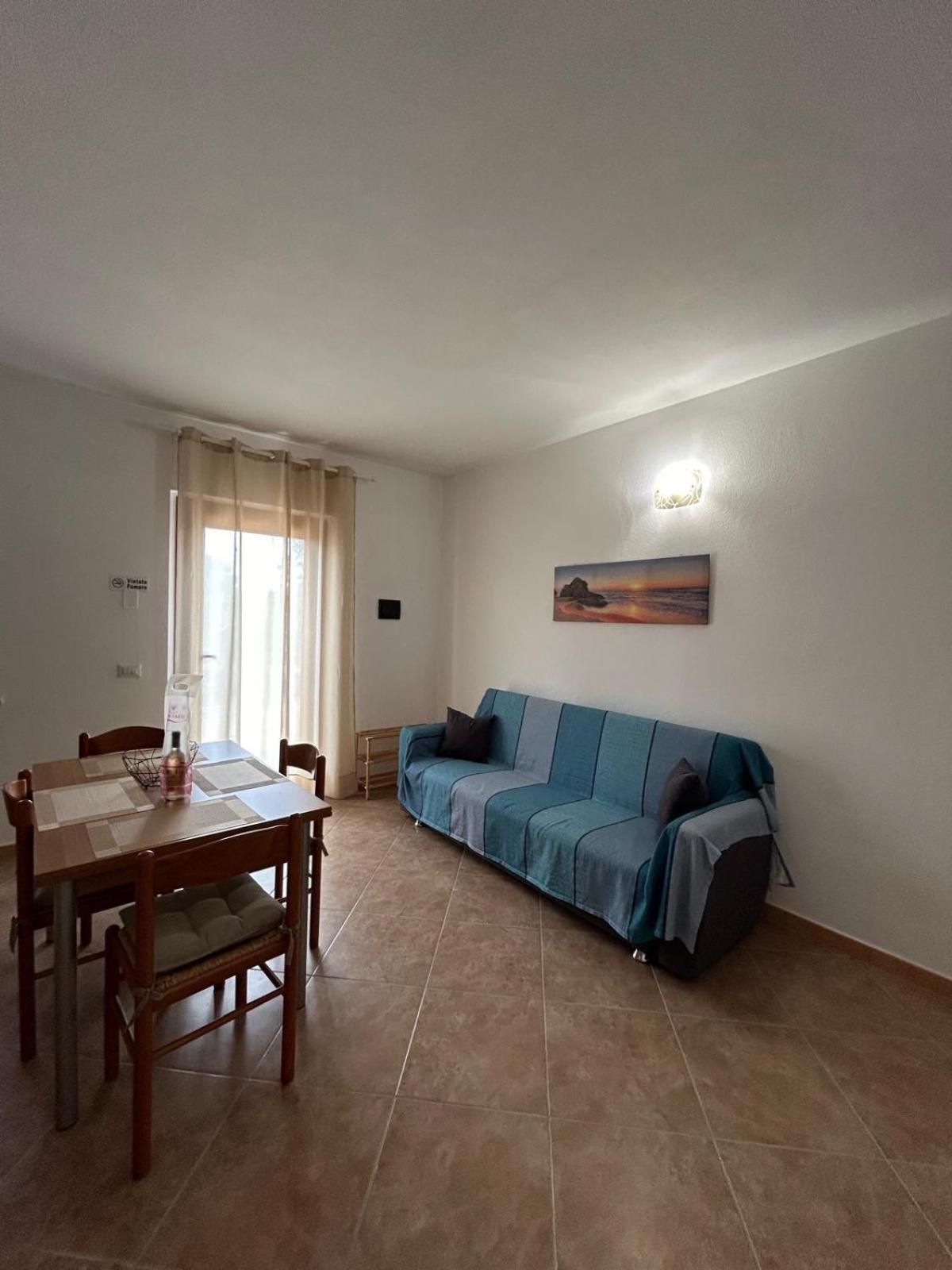 La Bouganvillea