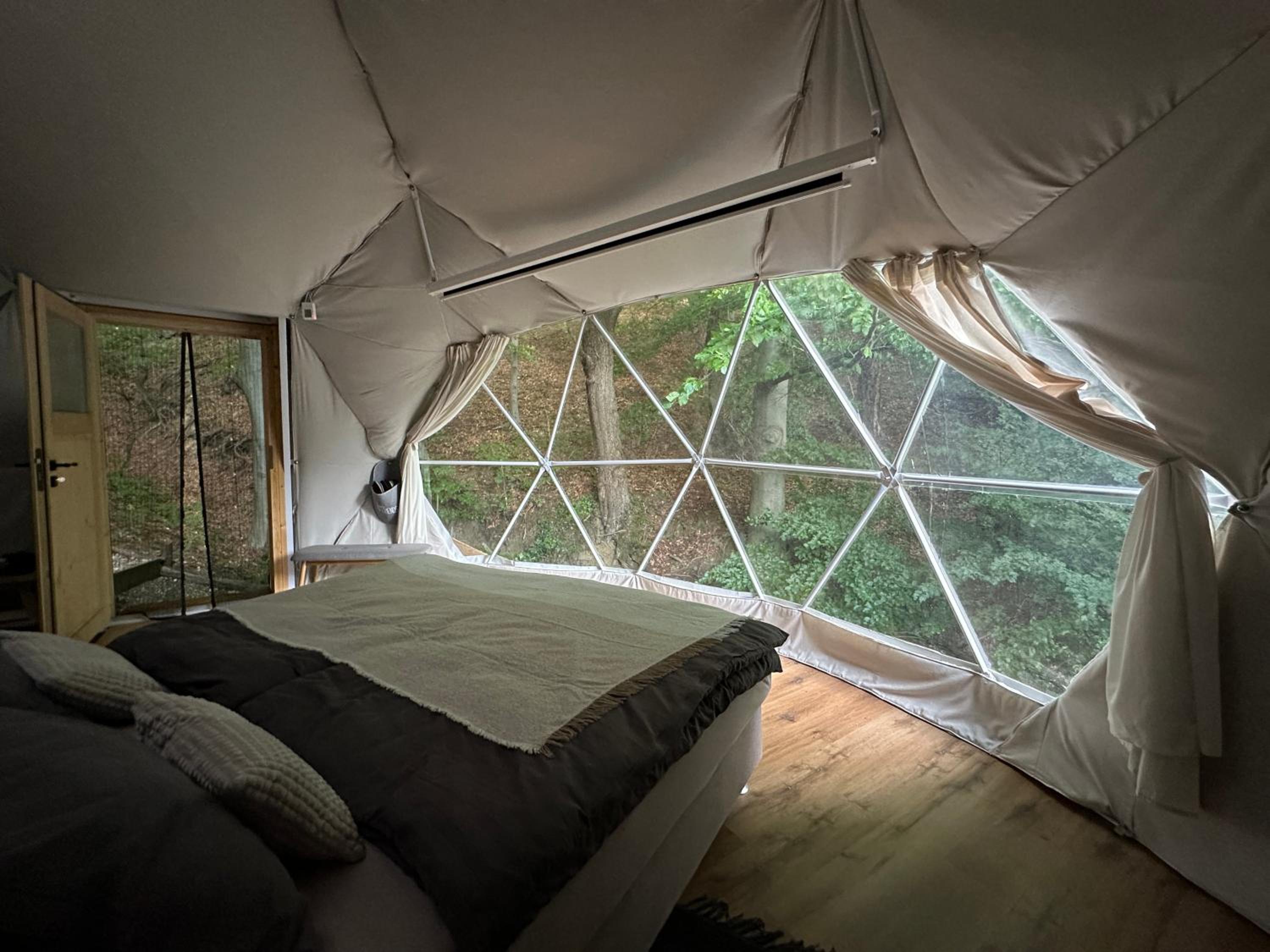 Glamping, Hot Tub & Projector by Nidumm Stay view 5