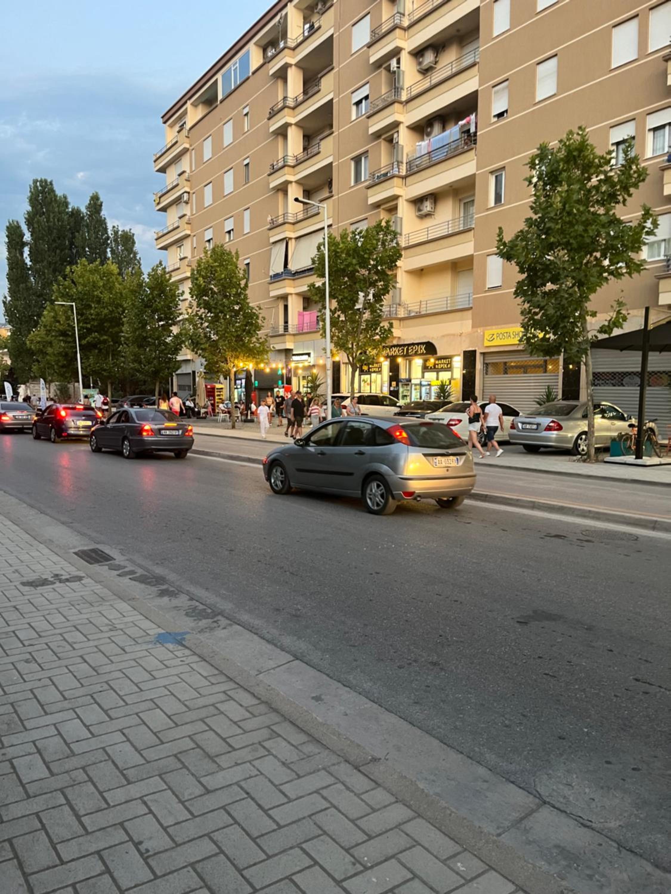 Resa Apartment